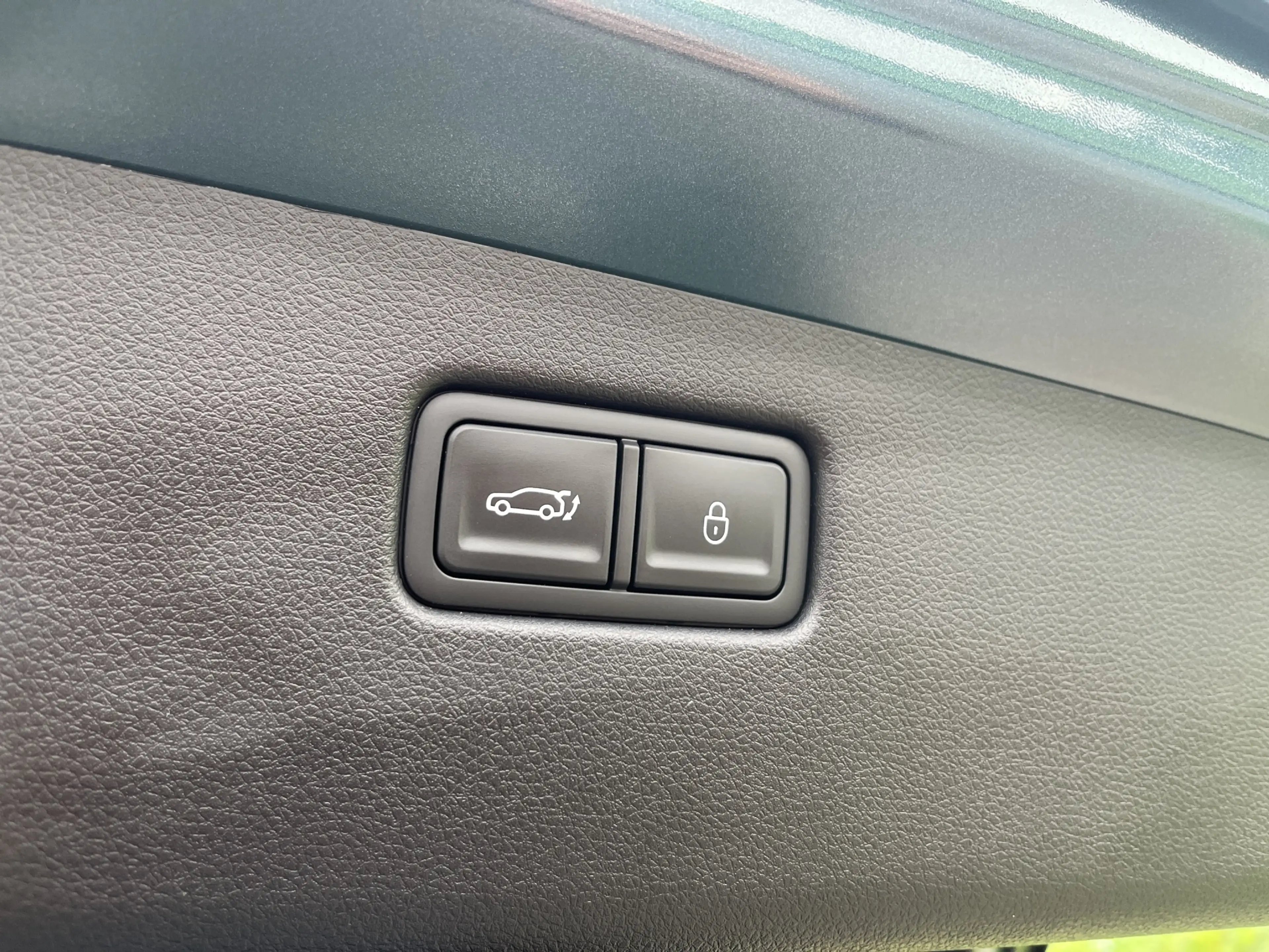 Genesis GV60 Performance Dual Motor Luxury 84 kWh 490pk | B&O A — photo 12
