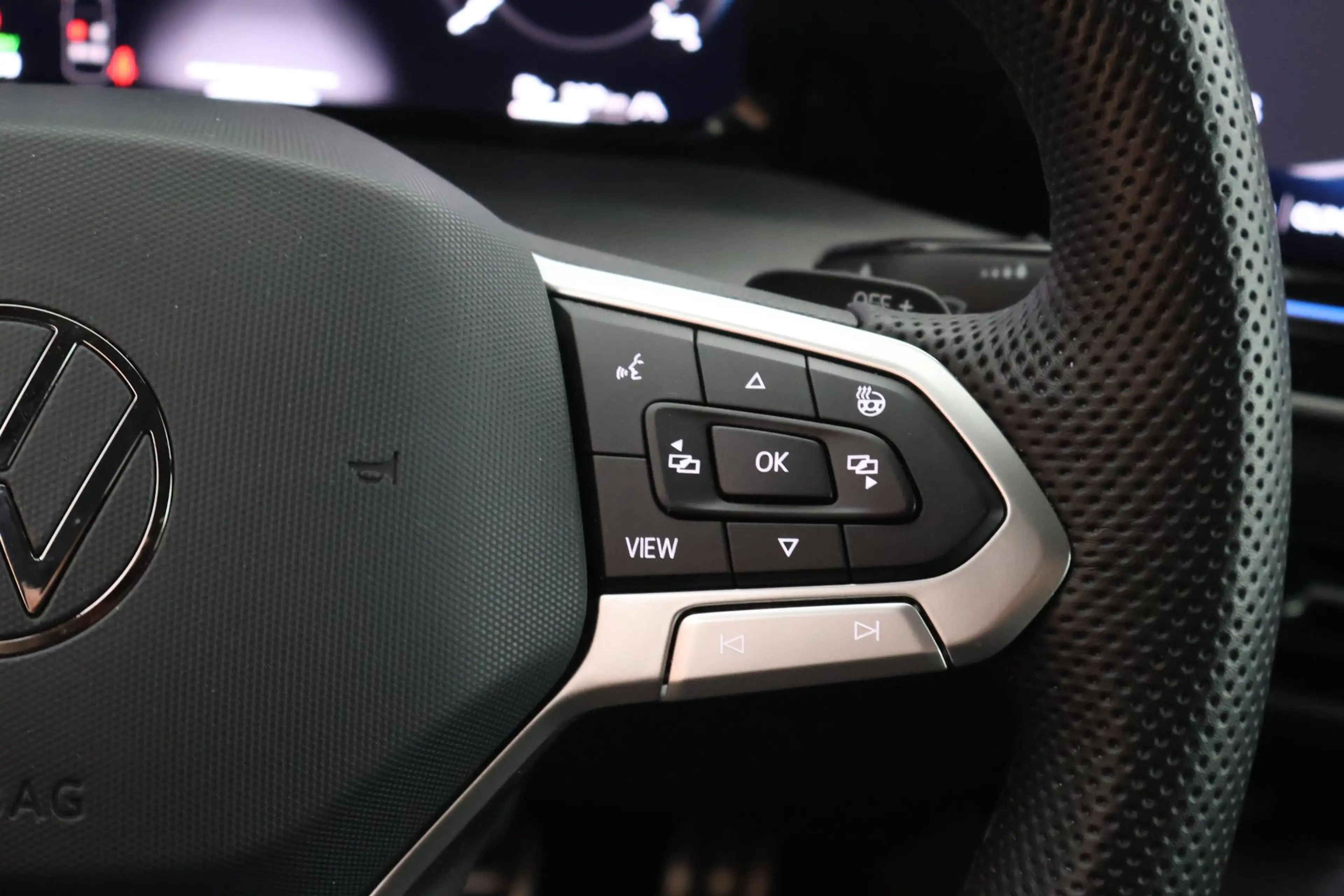 Volkswagen Golf GTE 1.5 eHybrid 272pk Black Style DCC Trekhaak Camera — photo 20
