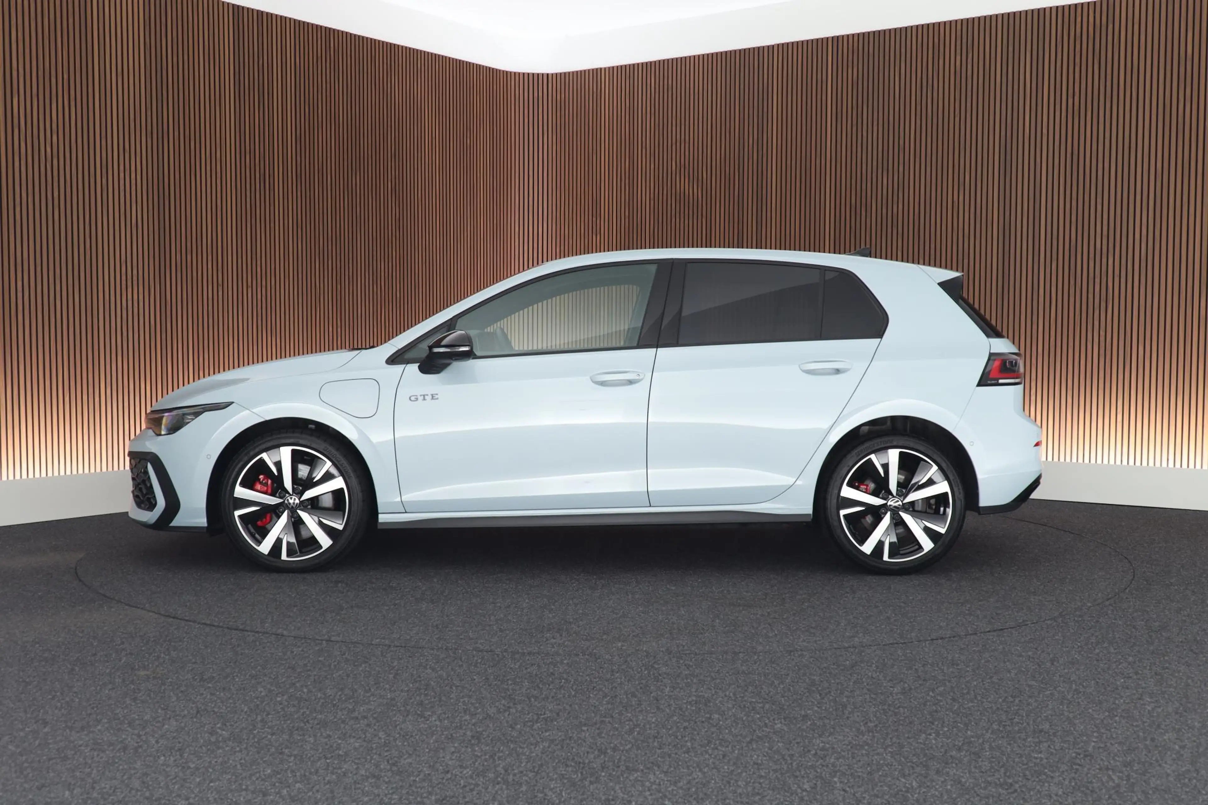 Volkswagen Golf GTE 1.5 eHybrid 272pk Black Style DCC Trekhaak Camera — photo 8