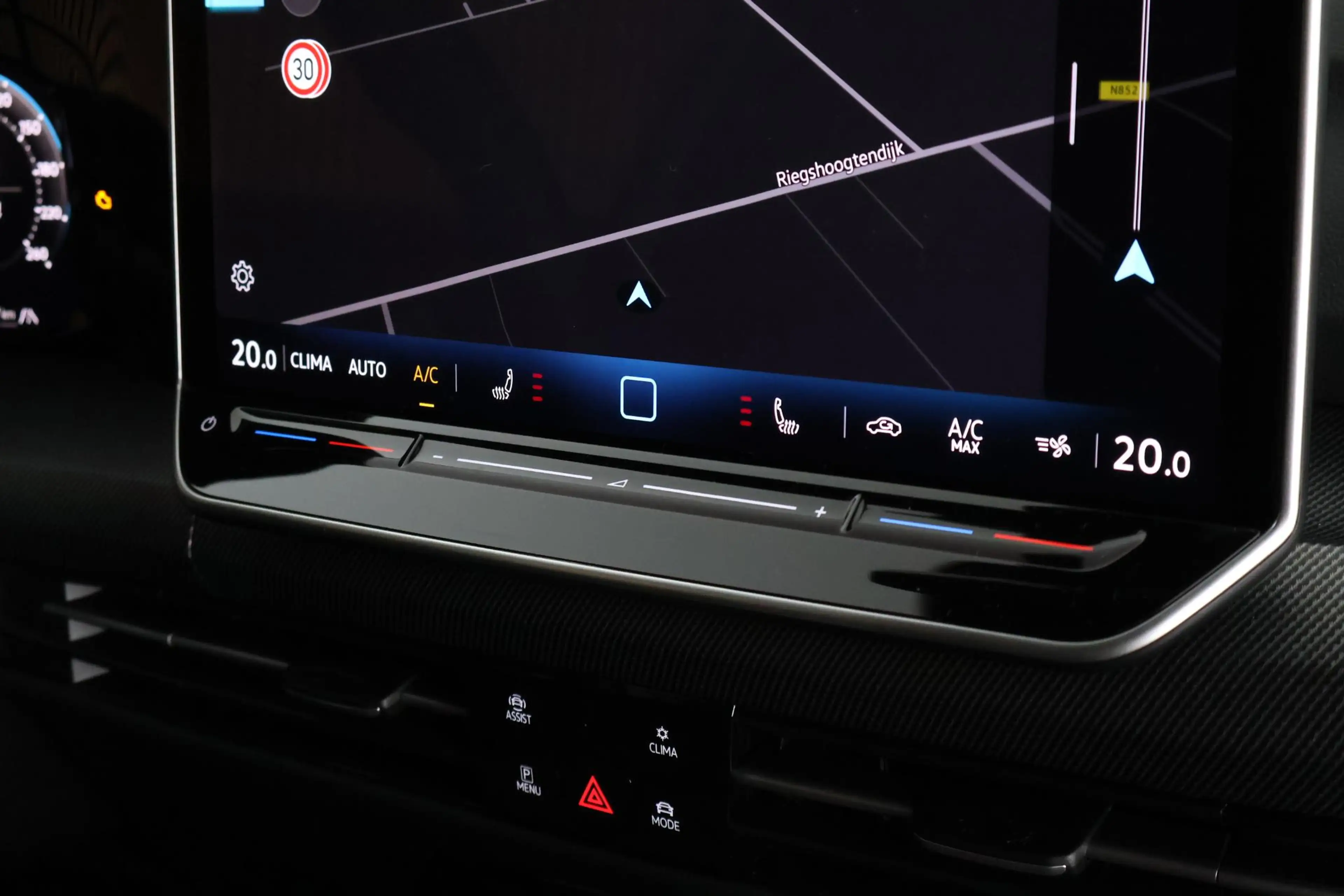 Volkswagen Golf GTE 1.5 eHybrid 272pk Black Style DCC Trekhaak Camera — photo 39