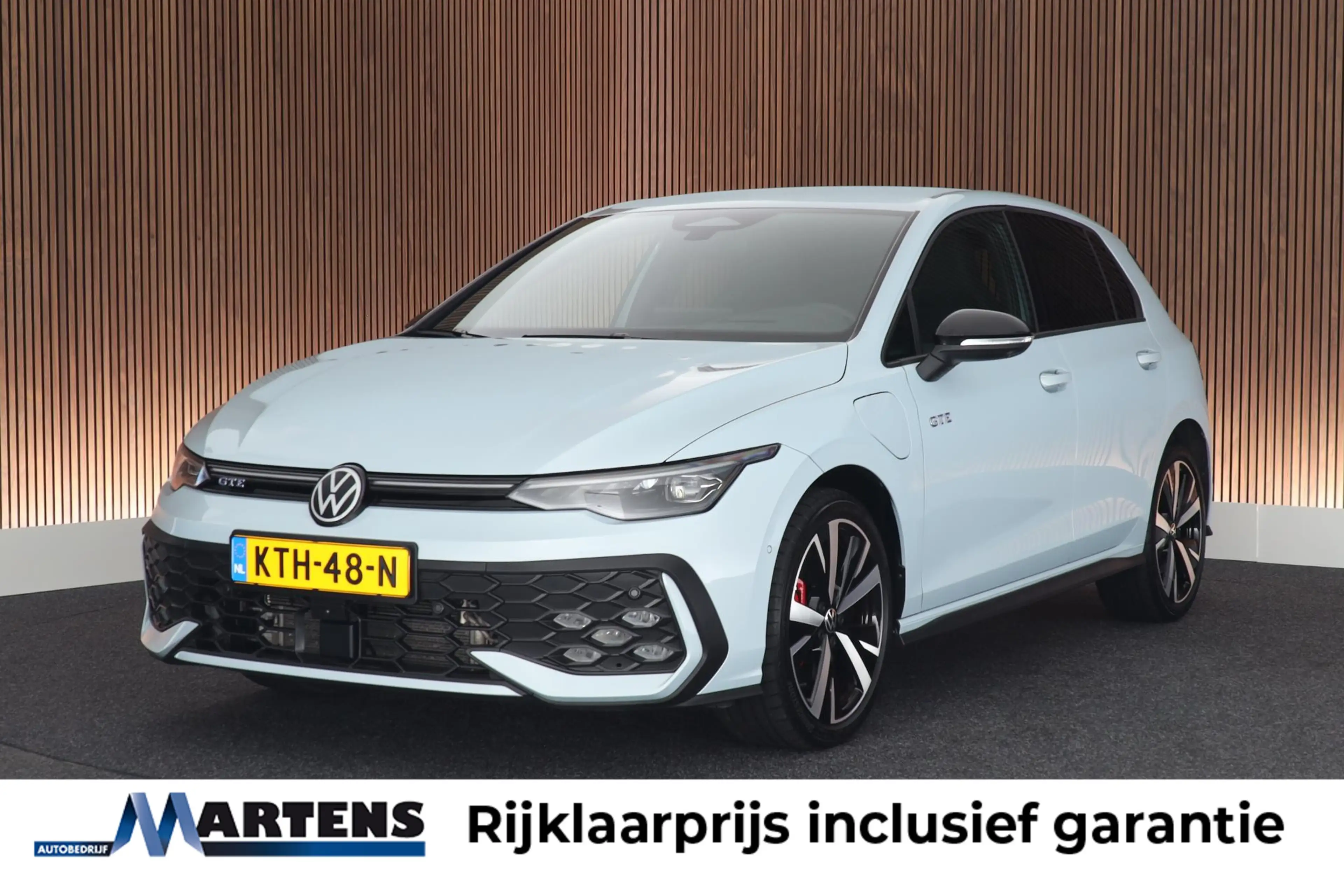 Volkswagen Golf GTE 1.5 eHybrid 272pk Black Style DCC Trekhaak Camera