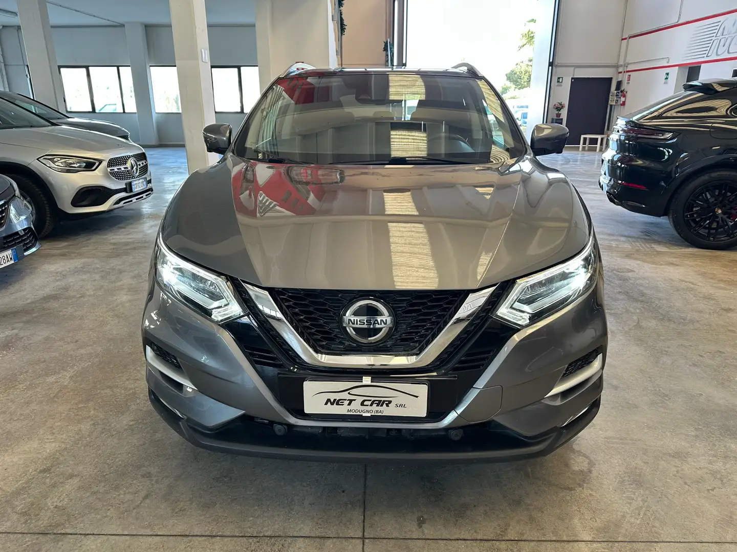 Nissan Qashqai 1.5 dci N-Connecta 115cv dct Grigio - 1