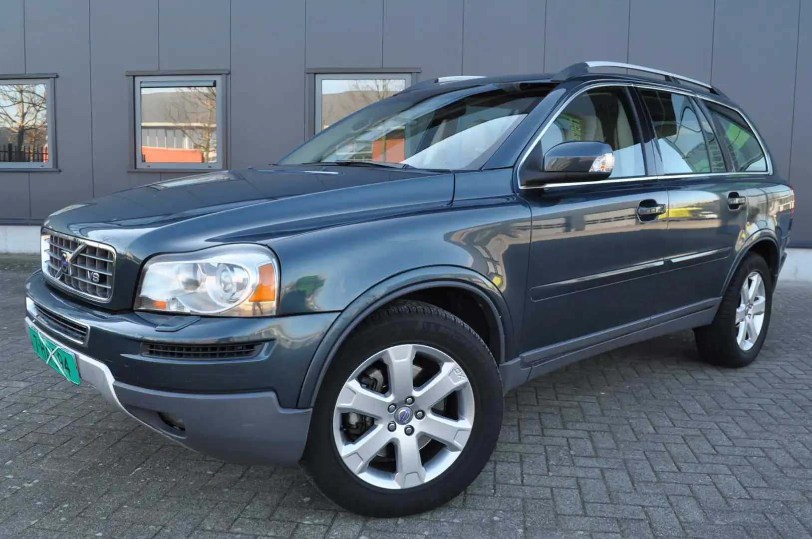 Volvo XC90 4.4 V8 Summum, facelift, nieuwe koppakkingen! Bleu - 2