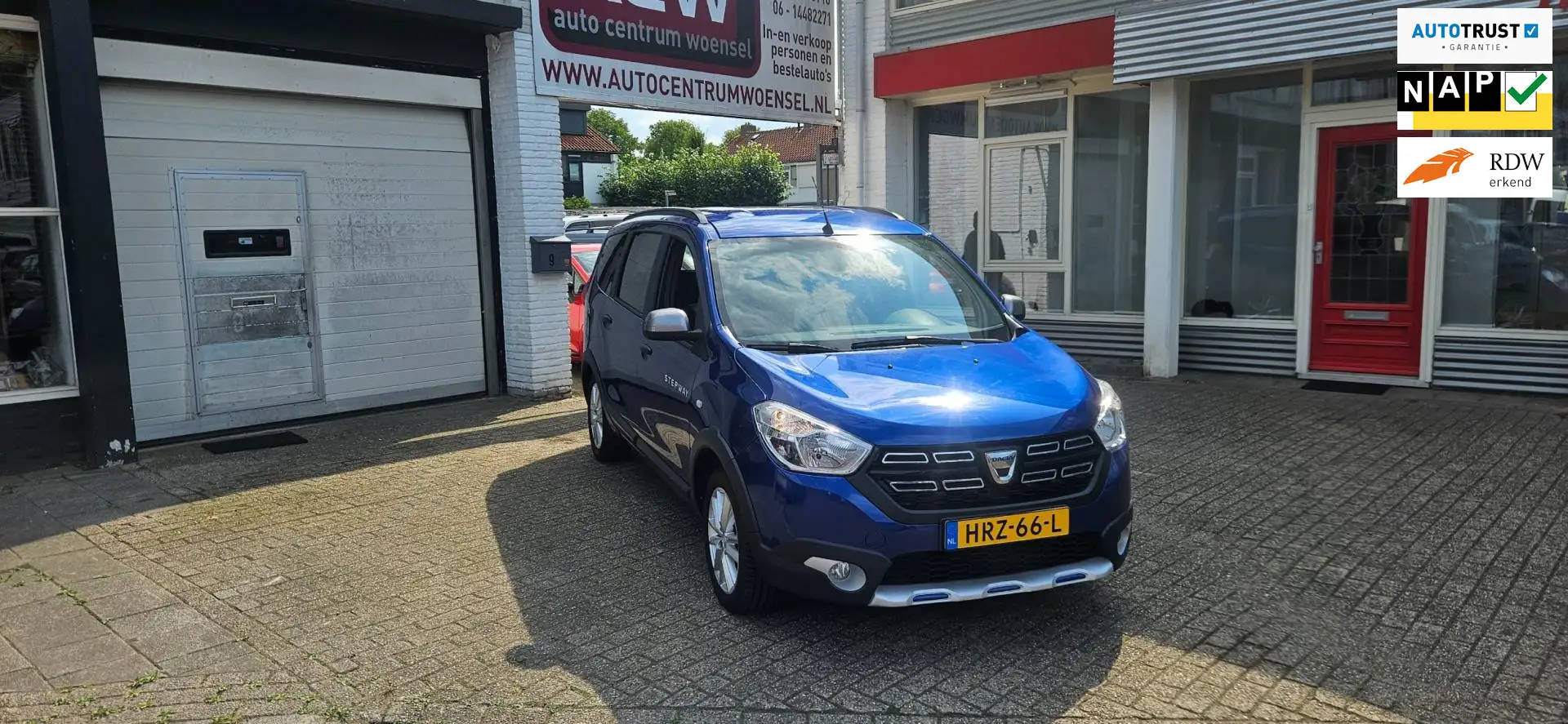 Dacia Lodgy 1.3 TCe Stepway 7p Blauw - 1