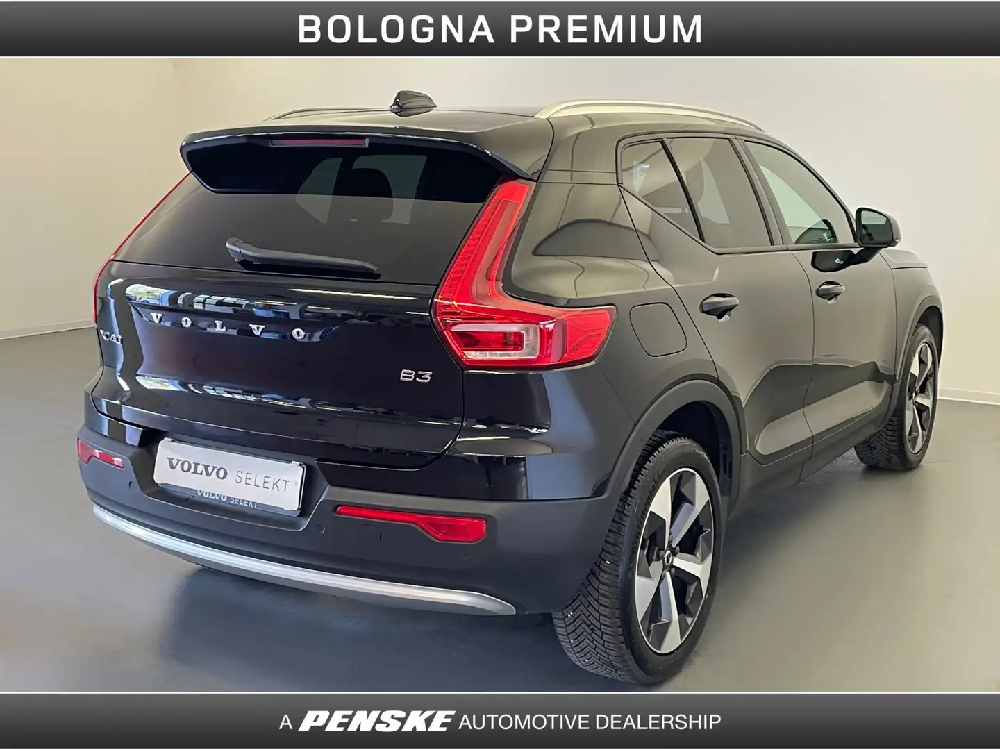 Volvo XC40 XC40 B3 automatico Core Noir - 2