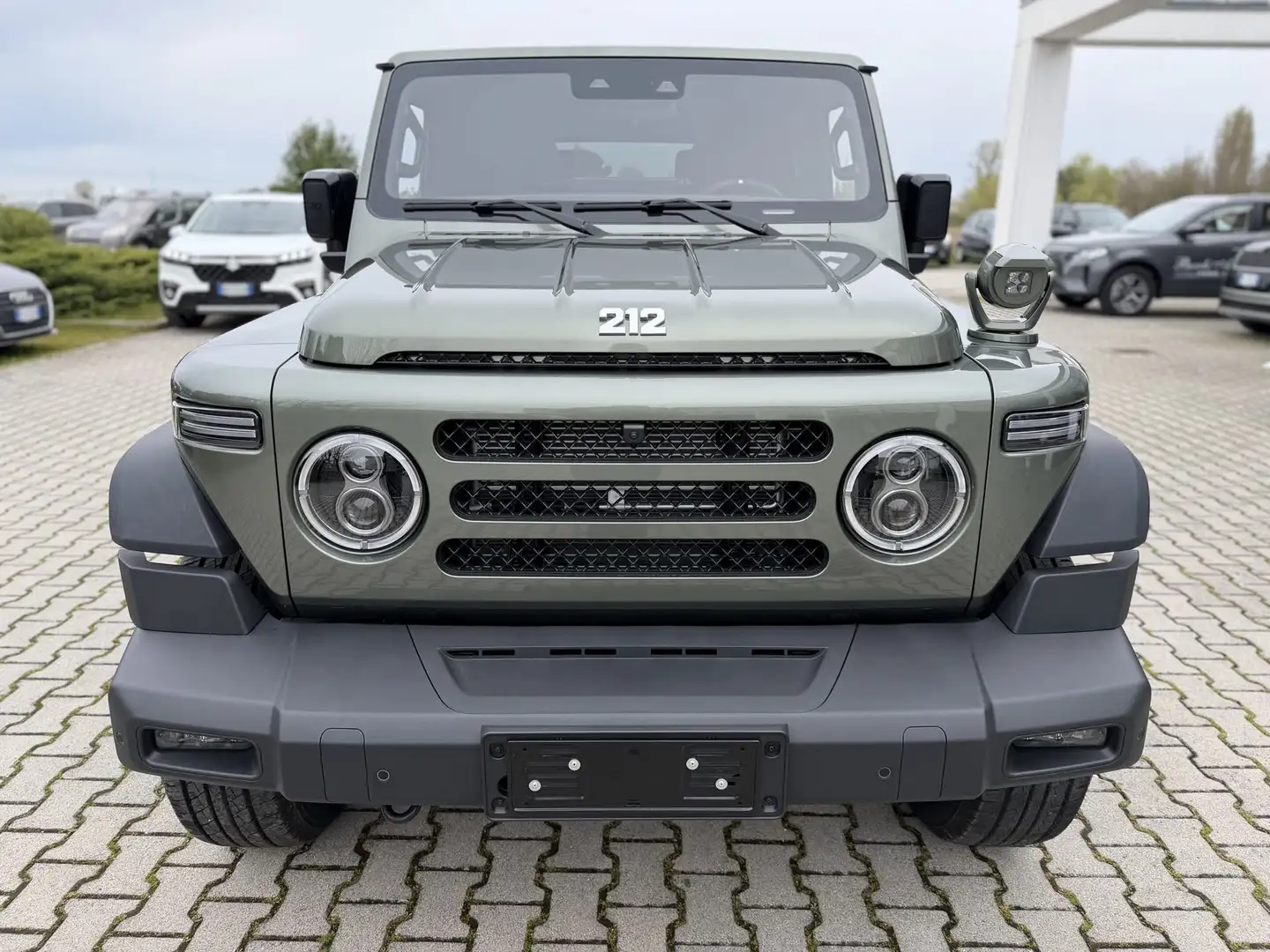 EMC 212 212 2.0 tgdi Officer 4wd 8at Verde - 1