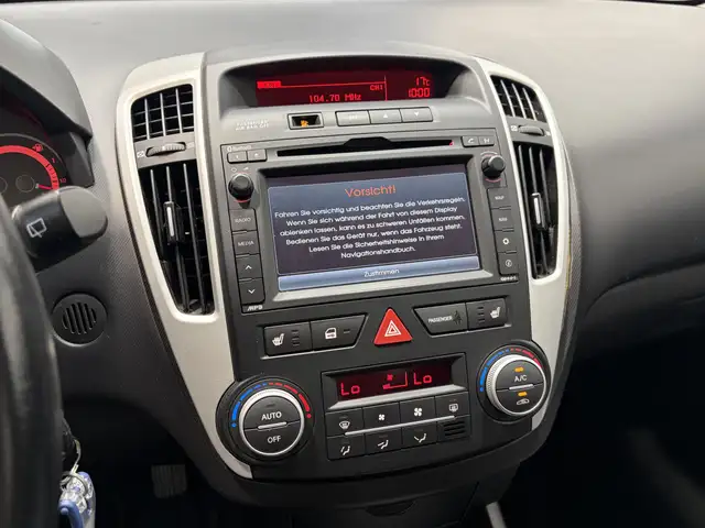 Kia Ceed view 11