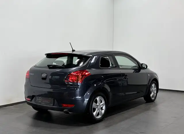 Kia Ceed view 5