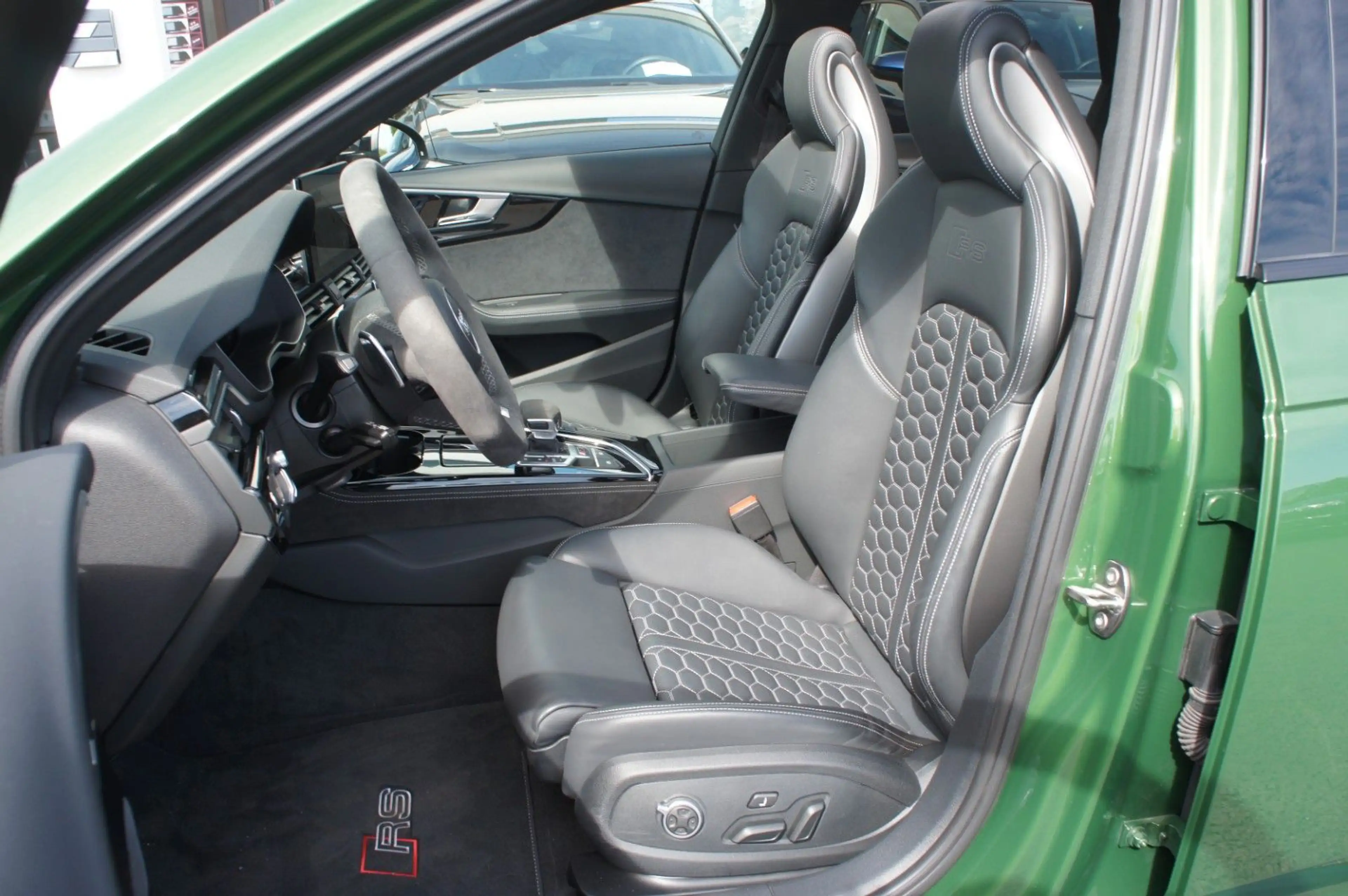 Audi RS4 Avant*FULL-OPTIONS*KERAMIK*NP128t€* — photo 13