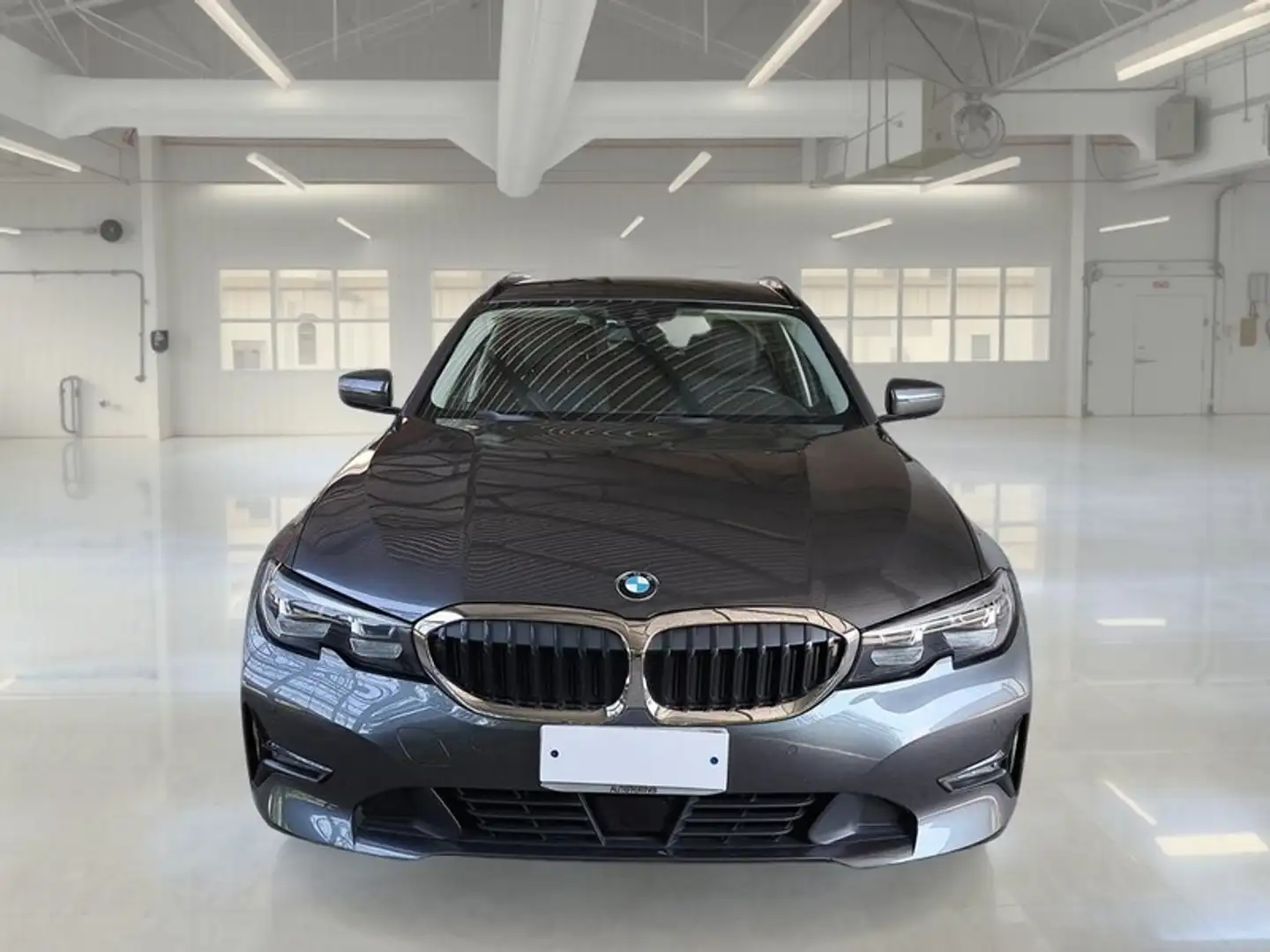 BMW 330 330e xDrive Business Advantage Touring auto - 2
