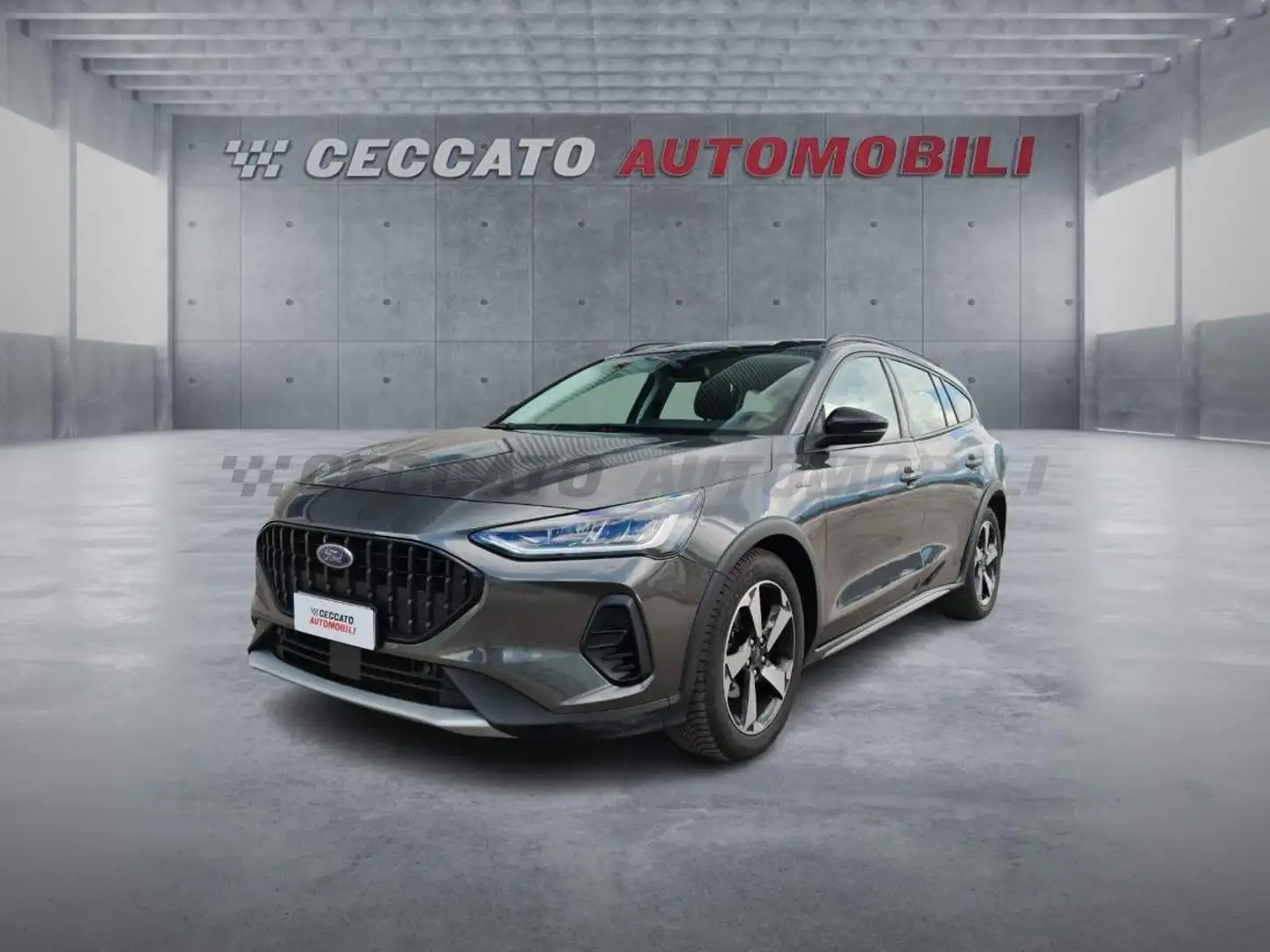 Ford Focus Focus Active SW 1.0t ecoboost h 125cv Grijs - 1