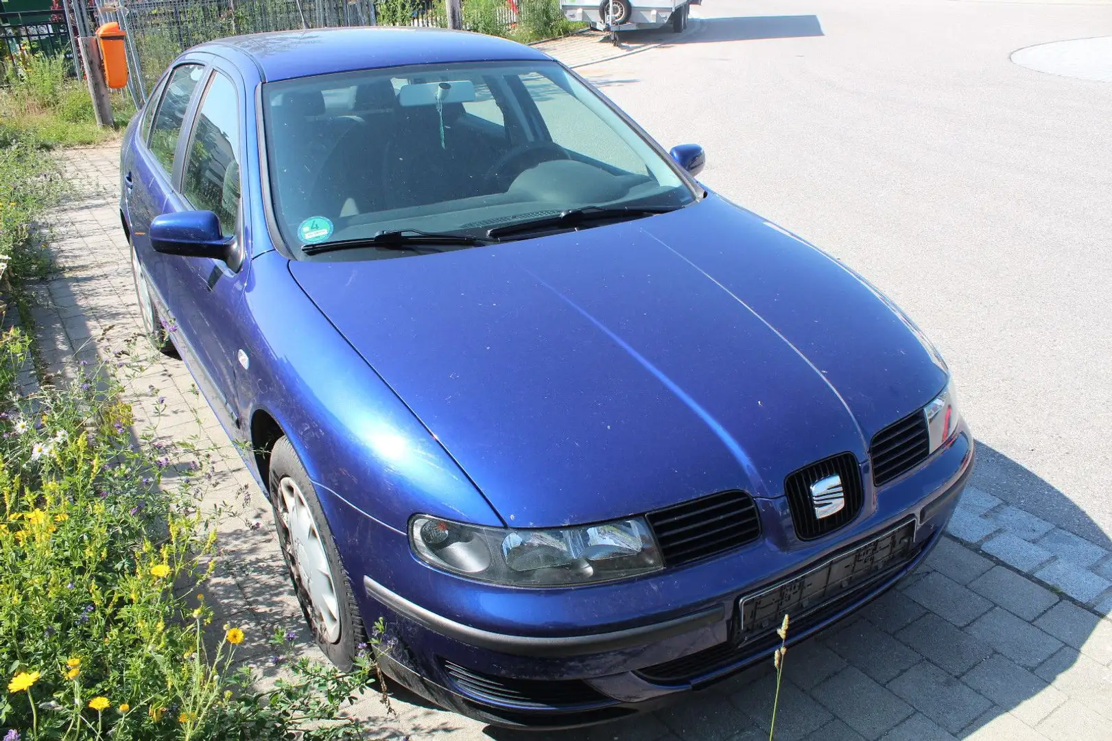 SEAT Toledo Stella 1,6 16V  Zahnriemen gerissen Blue - 1