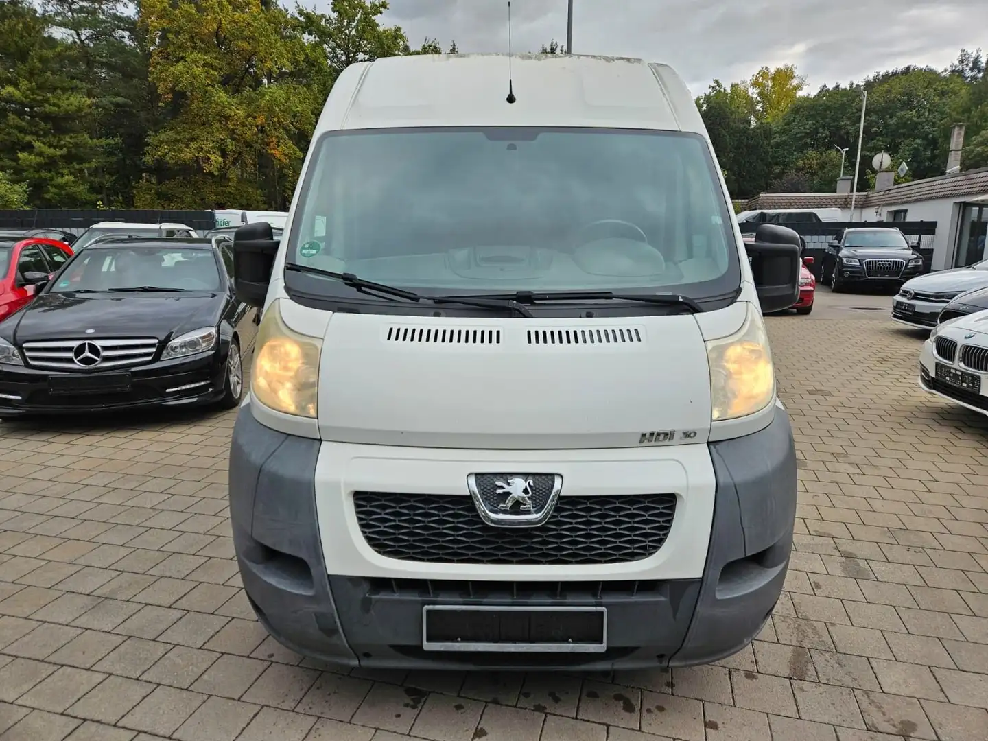 Peugeot Boxer HDi Weiß - 2