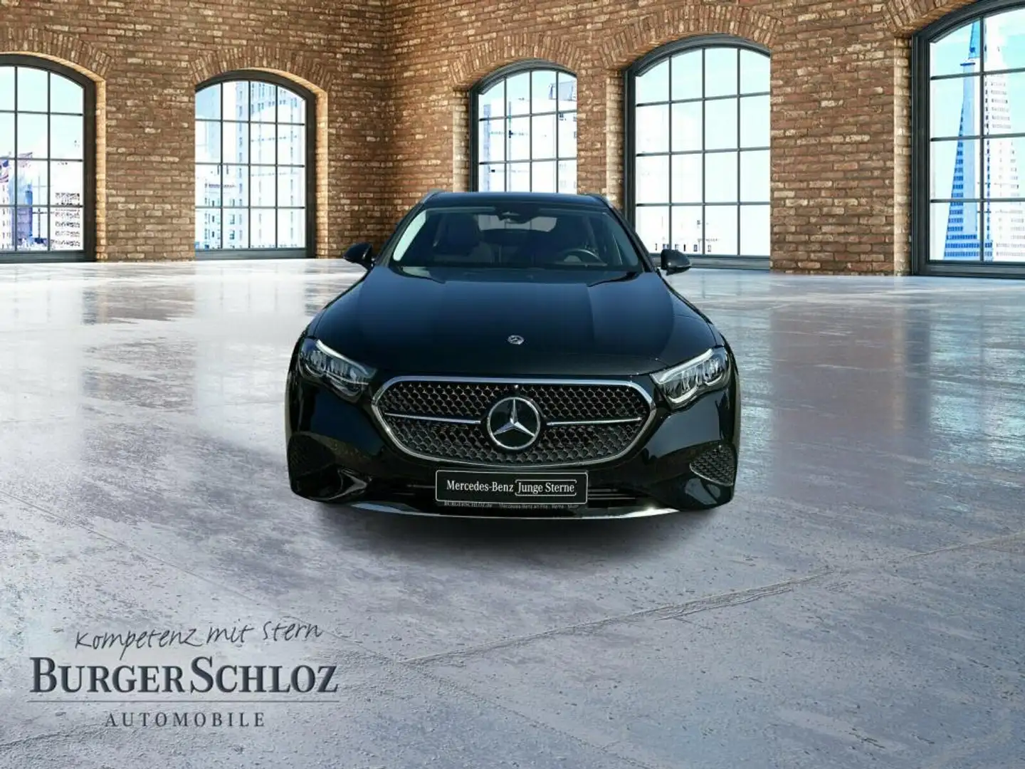 Mercedes-Benz E 220 d T-Modell Avantgarde Pano SpurW W-Paket Zwart - 2