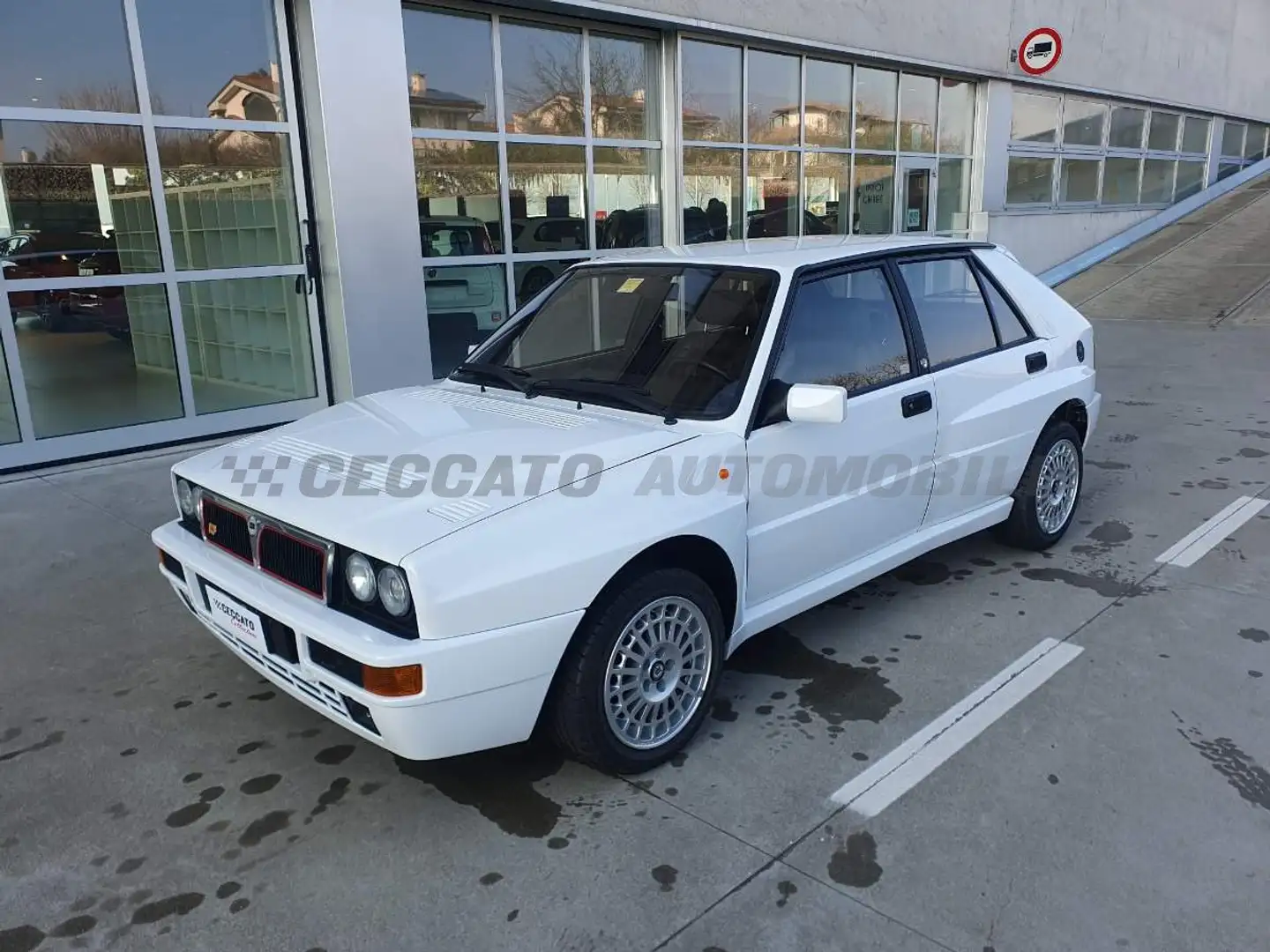 Lancia Delta Delta 2.0 16v HF Integrale Evoluzione Blanc - 1