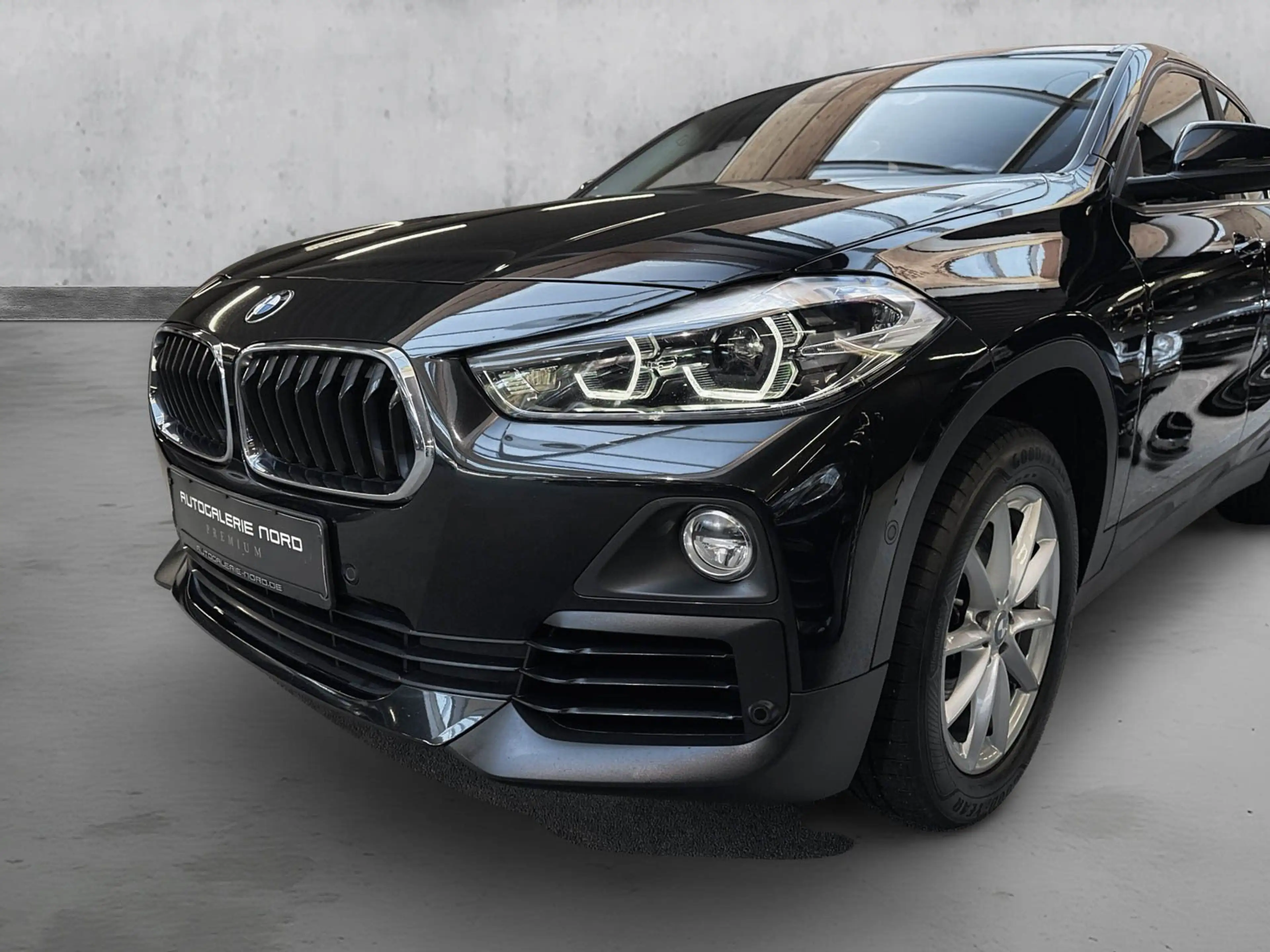BMW X2 sDrive20i Advantage Kamera+PDC+Navi+Sitzheiz — photo 3