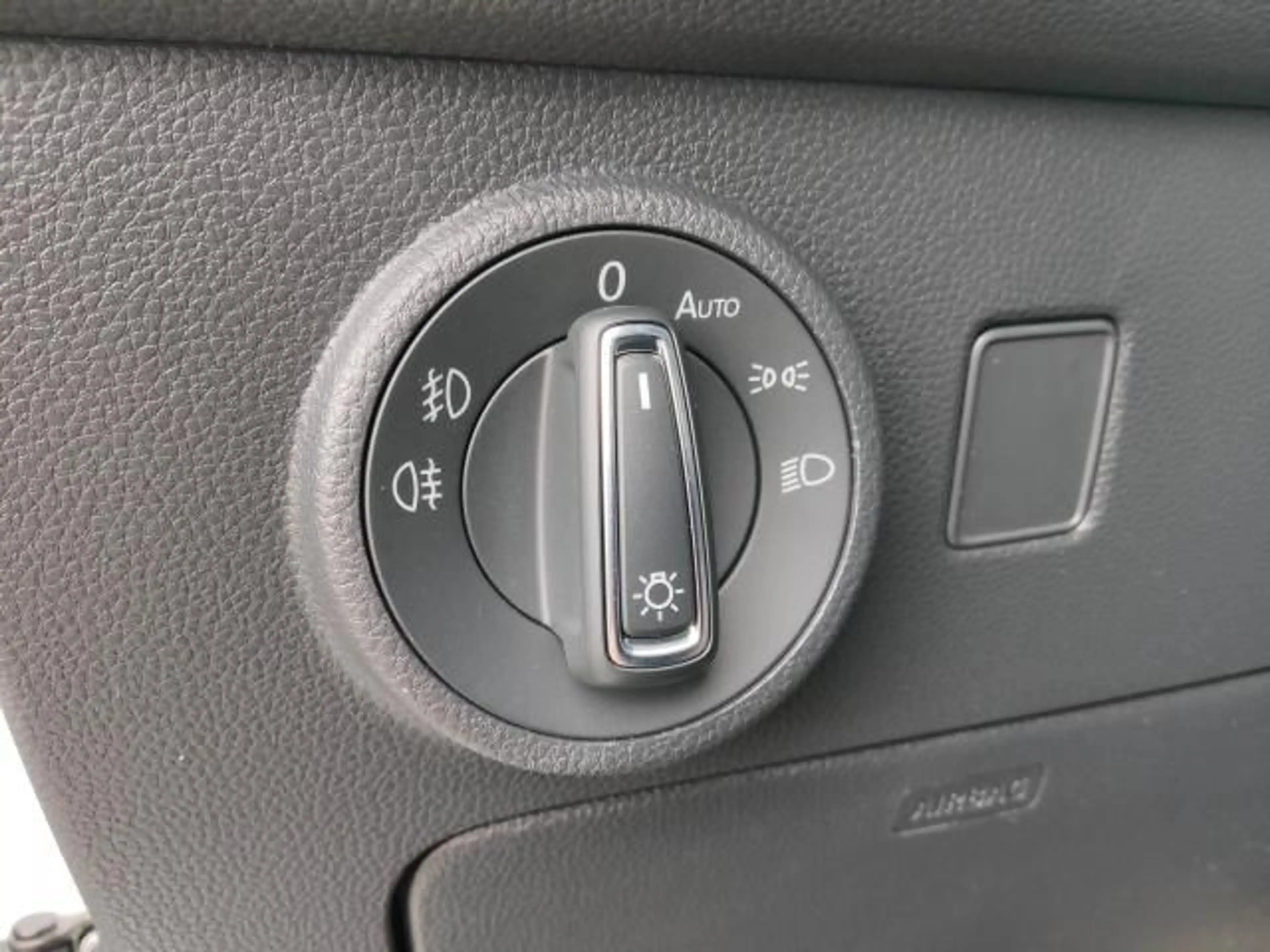 SEAT Ateca ATECA FR 1.5 TSI SITZH. FULL-LINK KAMERA DAB+ — photo 14
