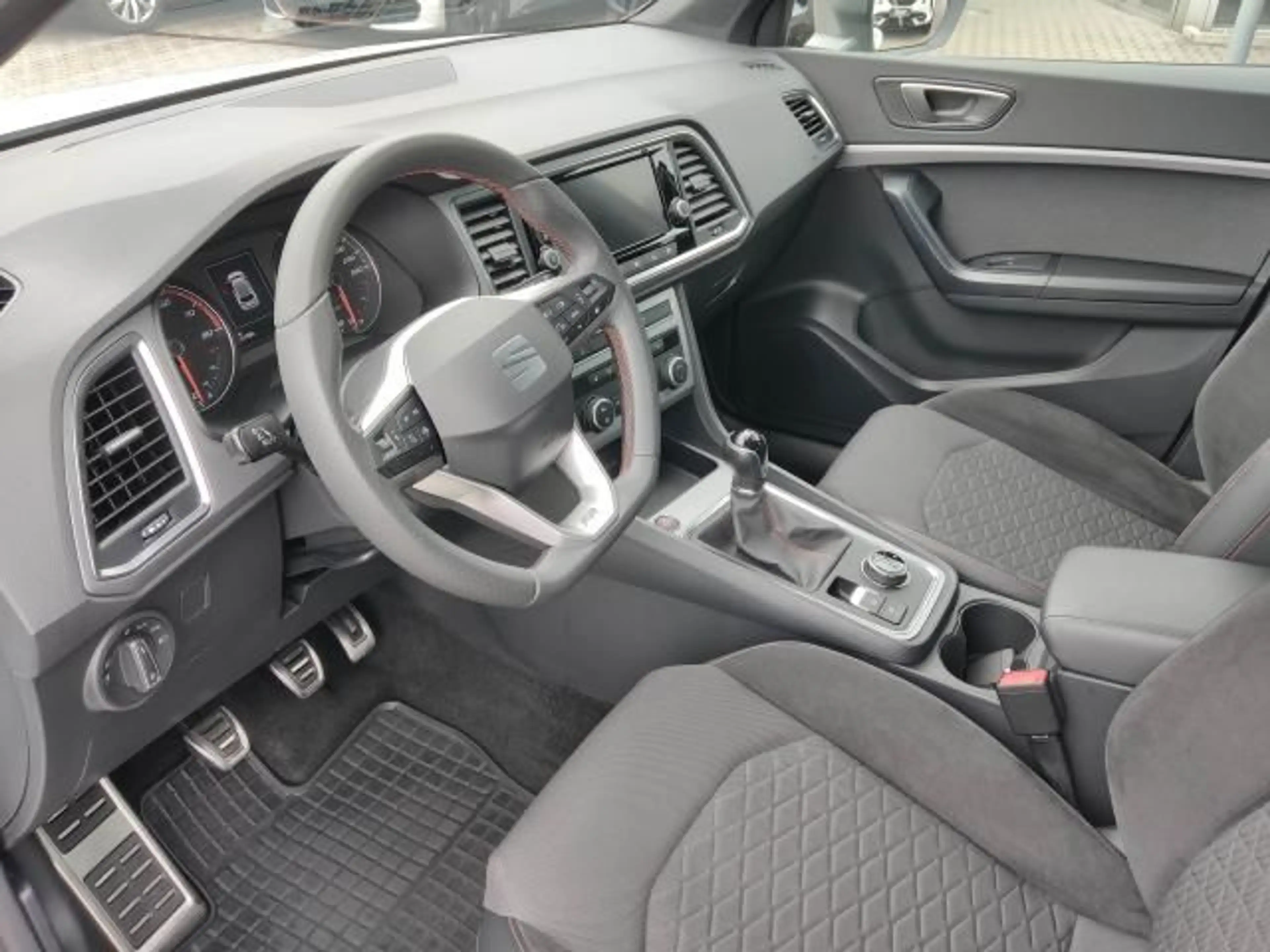 SEAT Ateca ATECA FR 1.5 TSI SITZH. FULL-LINK KAMERA DAB+ — photo 15