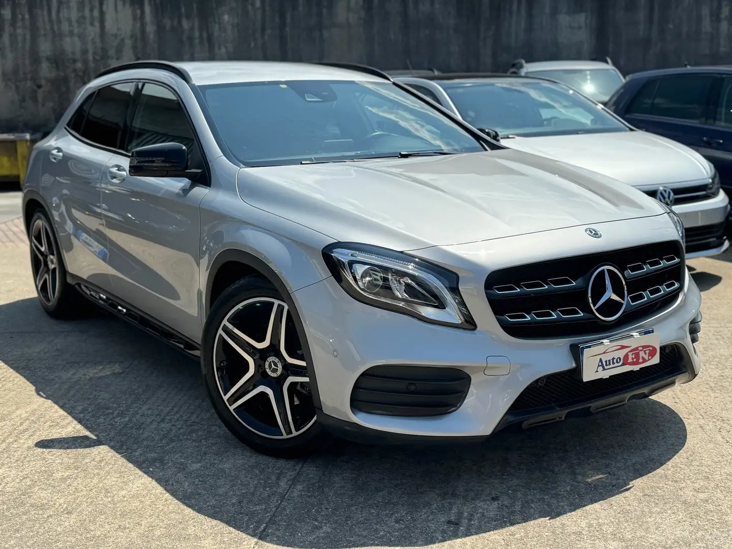 Mercedes-Benz GLA 220 GLA 220 d Premium 4matic 177cv auto Argento - 2