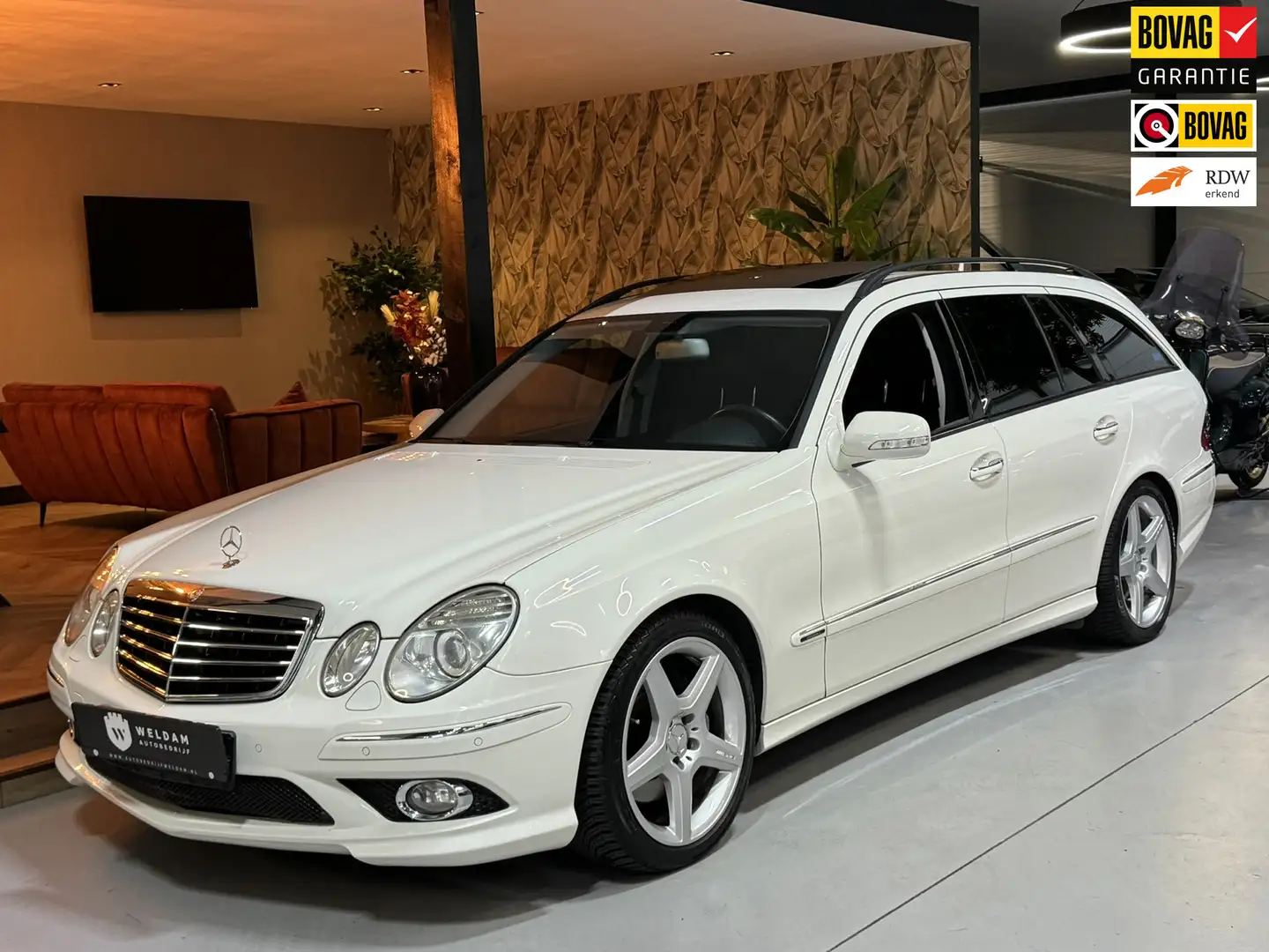 Mercedes-Benz E 550 Estate E AMG Avantgarde|Pano|Leder|Harman Kardon|M Weiß - 1