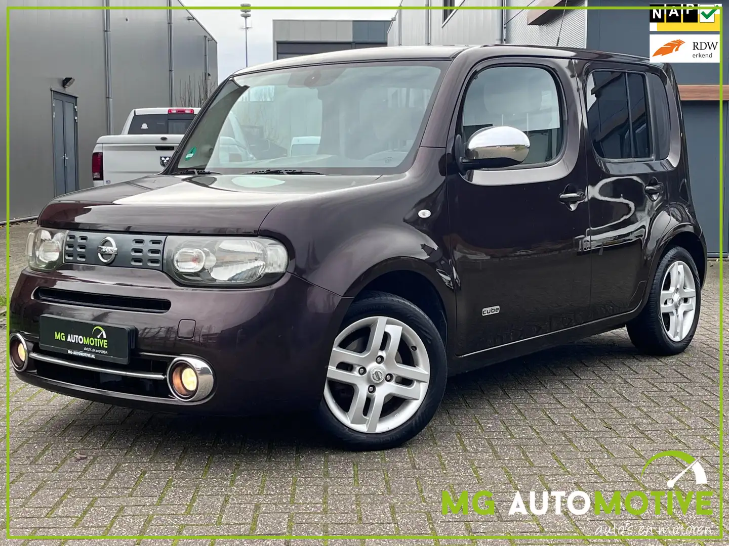 Nissan Cube 1.6 Zen Automaat | UNIEKE AUTO | Pano | Clima | NL Marrone - 1