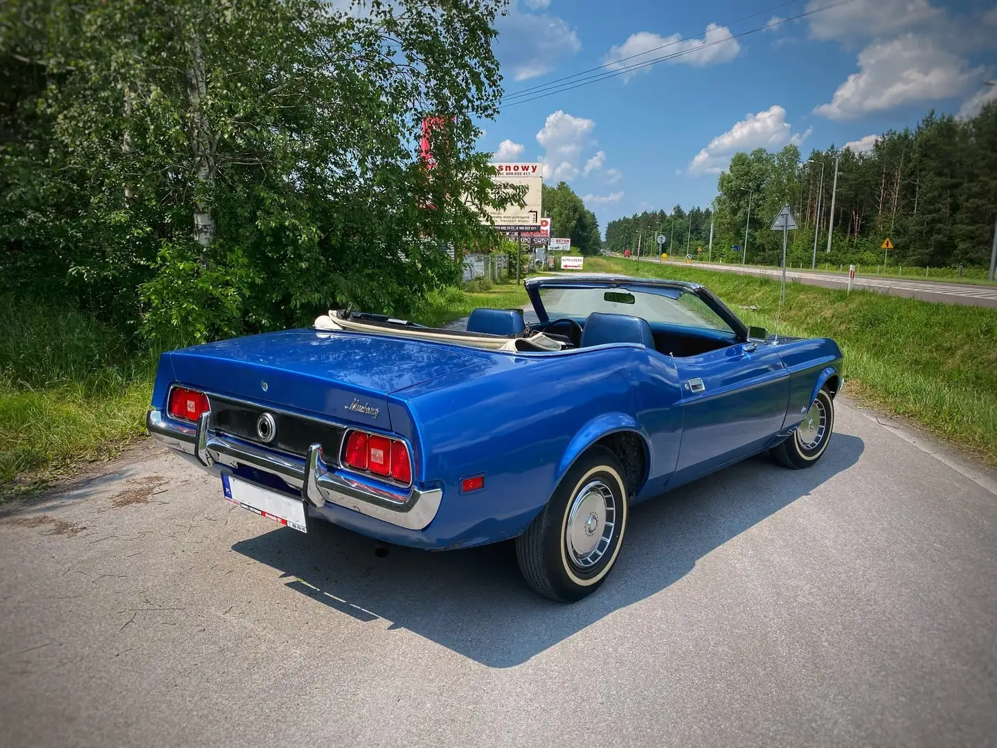 Ford Mustang Niebieski - 2