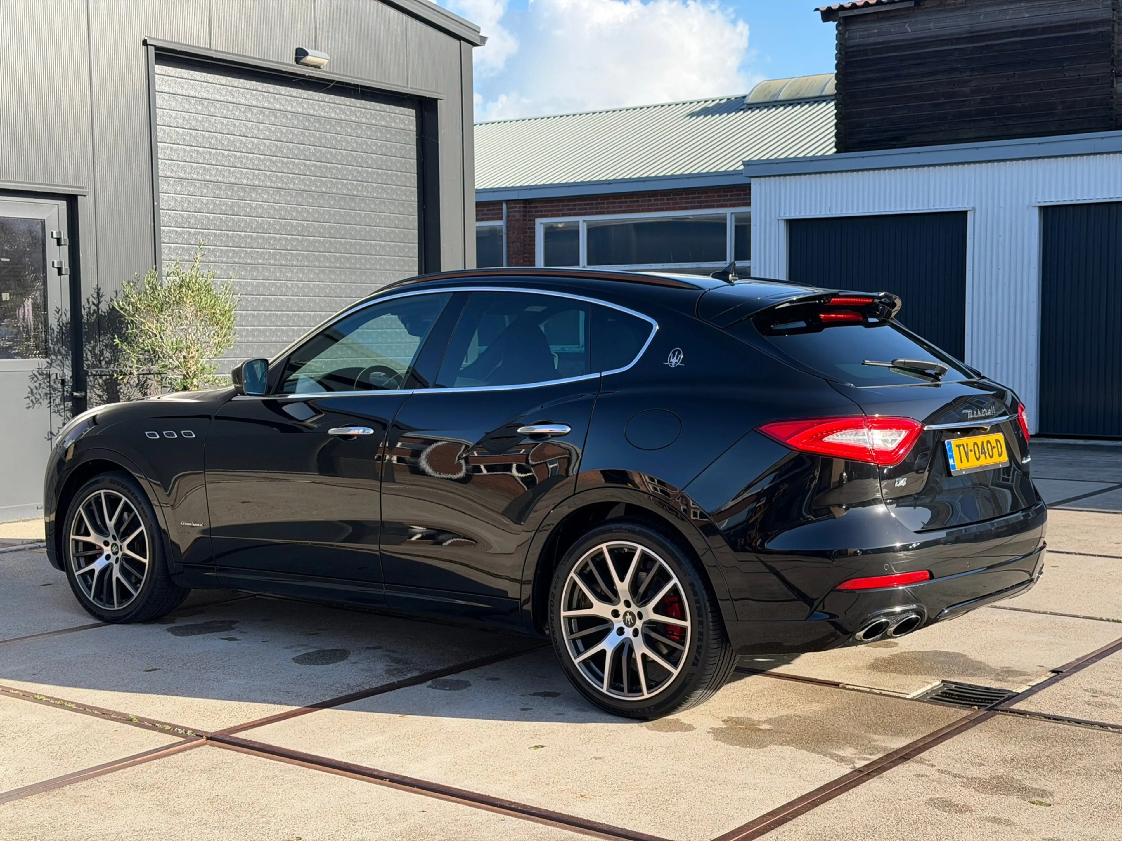 Maserati Levante 3.0 V6 AWD GranLusso 430PK Facelift NAP — photo 4