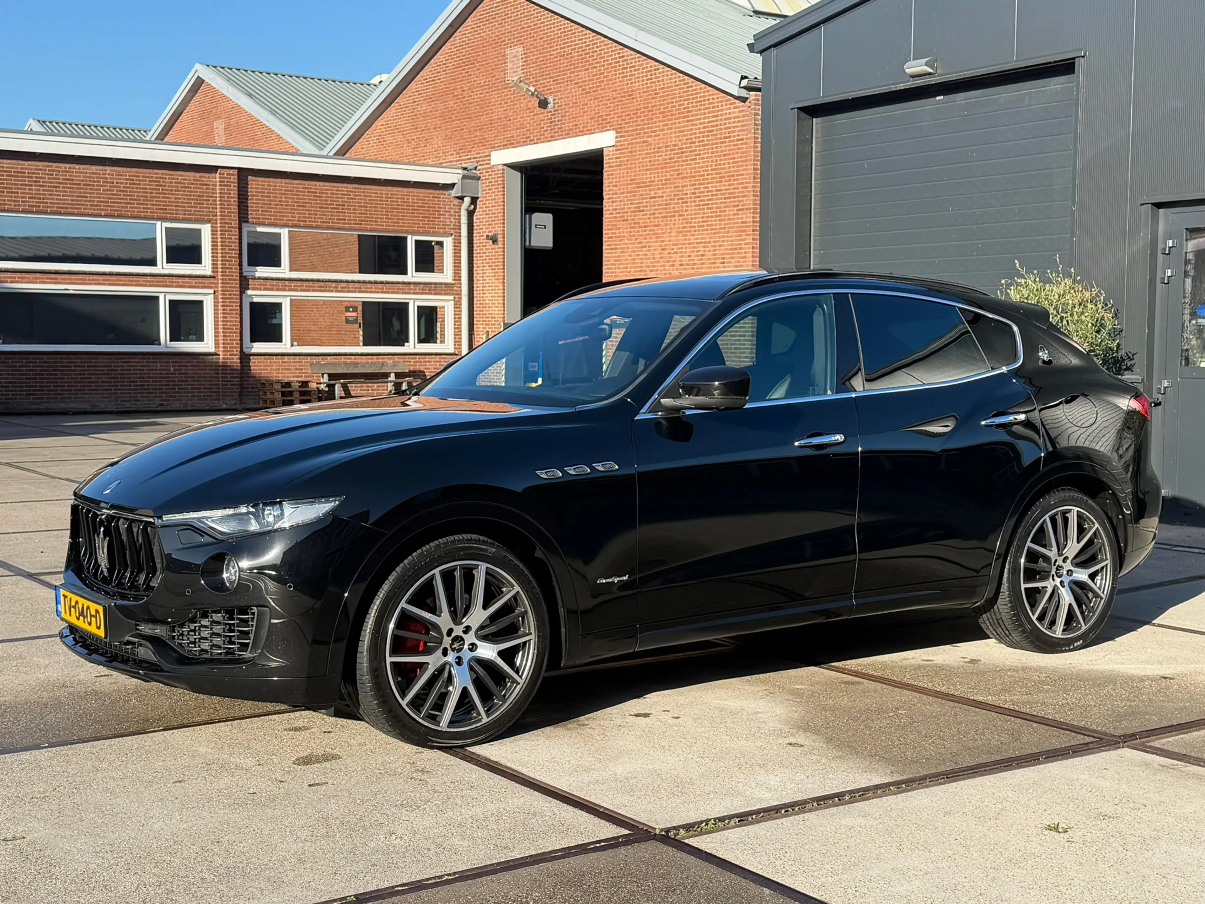 Maserati Levante 3.0 V6 AWD GranLusso 430PK Facelift NAP