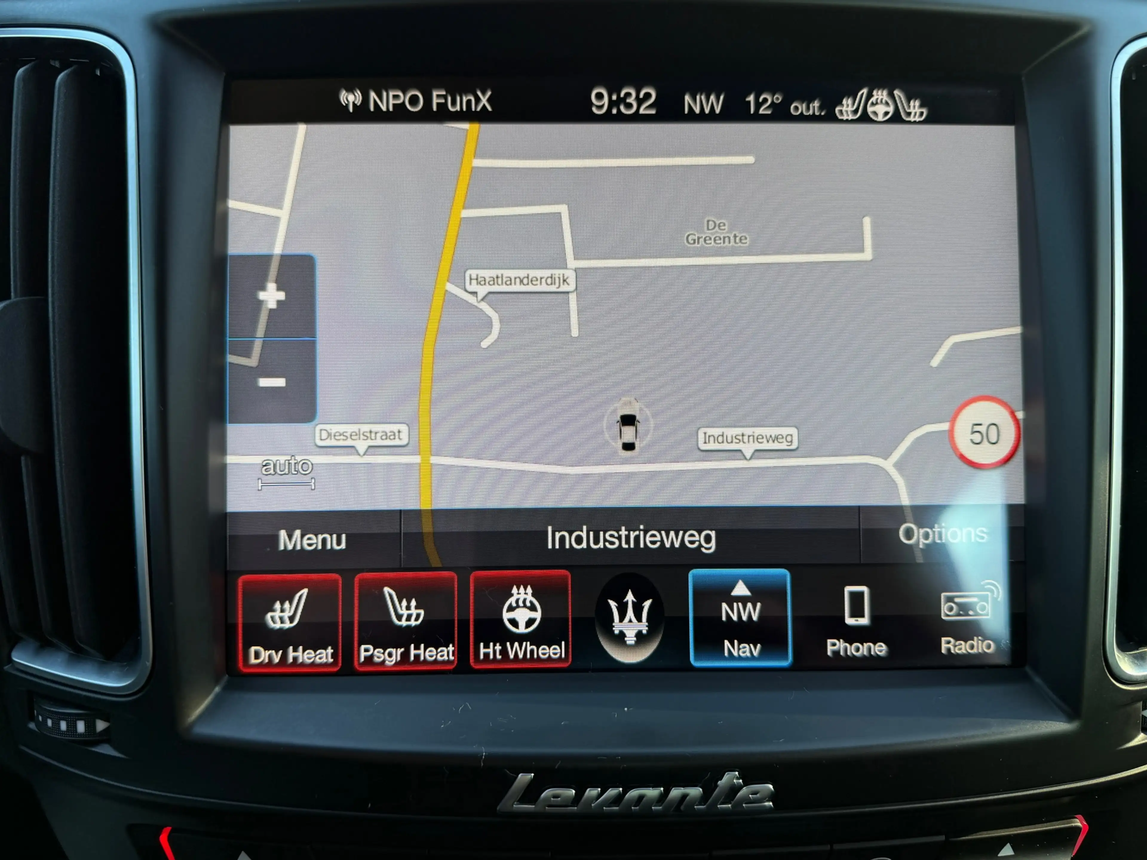 Maserati Levante 3.0 V6 AWD GranLusso 430PK Facelift NAP — photo 14