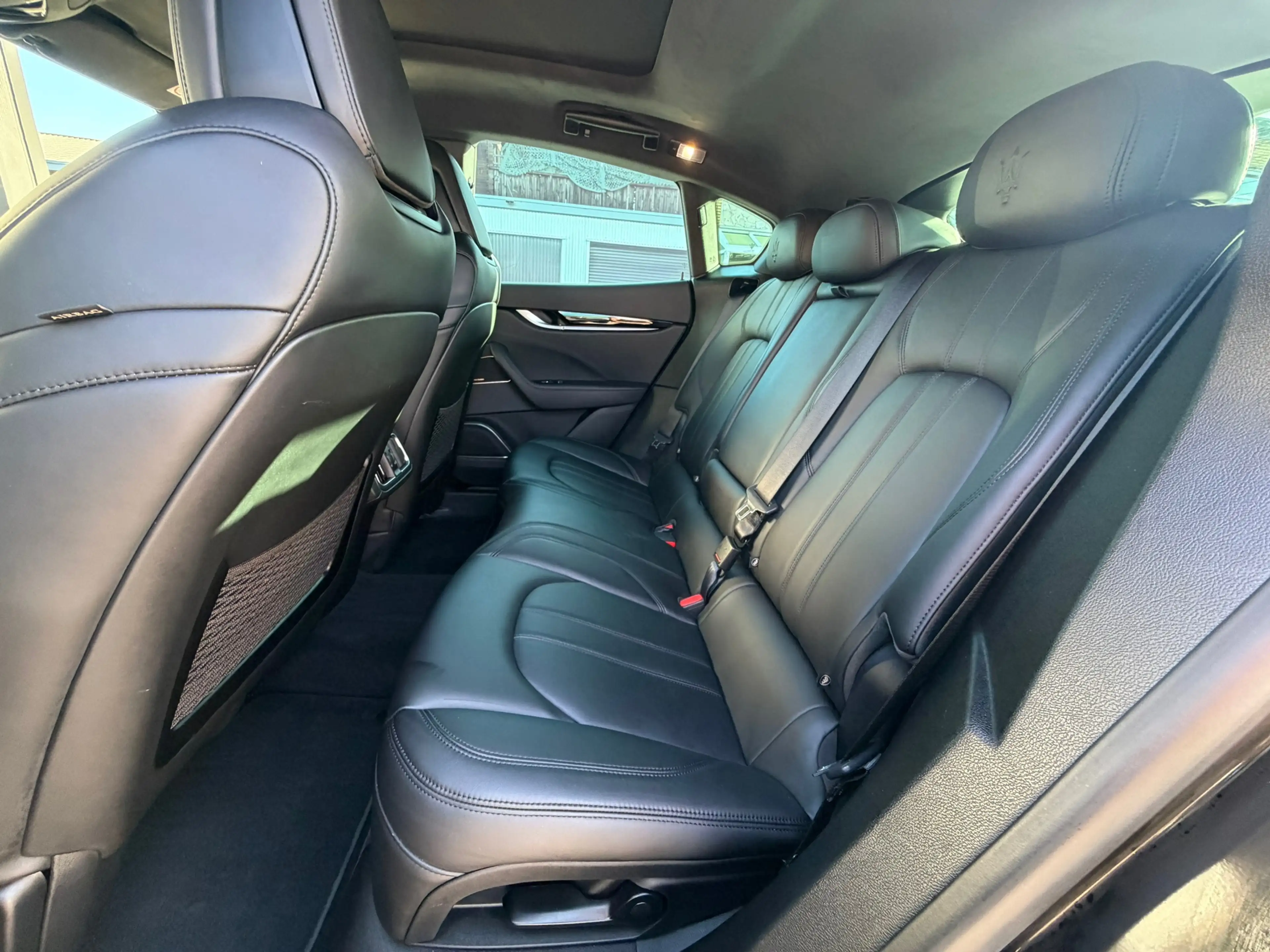 Maserati Levante 3.0 V6 AWD GranLusso 430PK Facelift NAP — photo 8