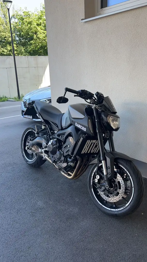 Yamaha MT-09 - 1