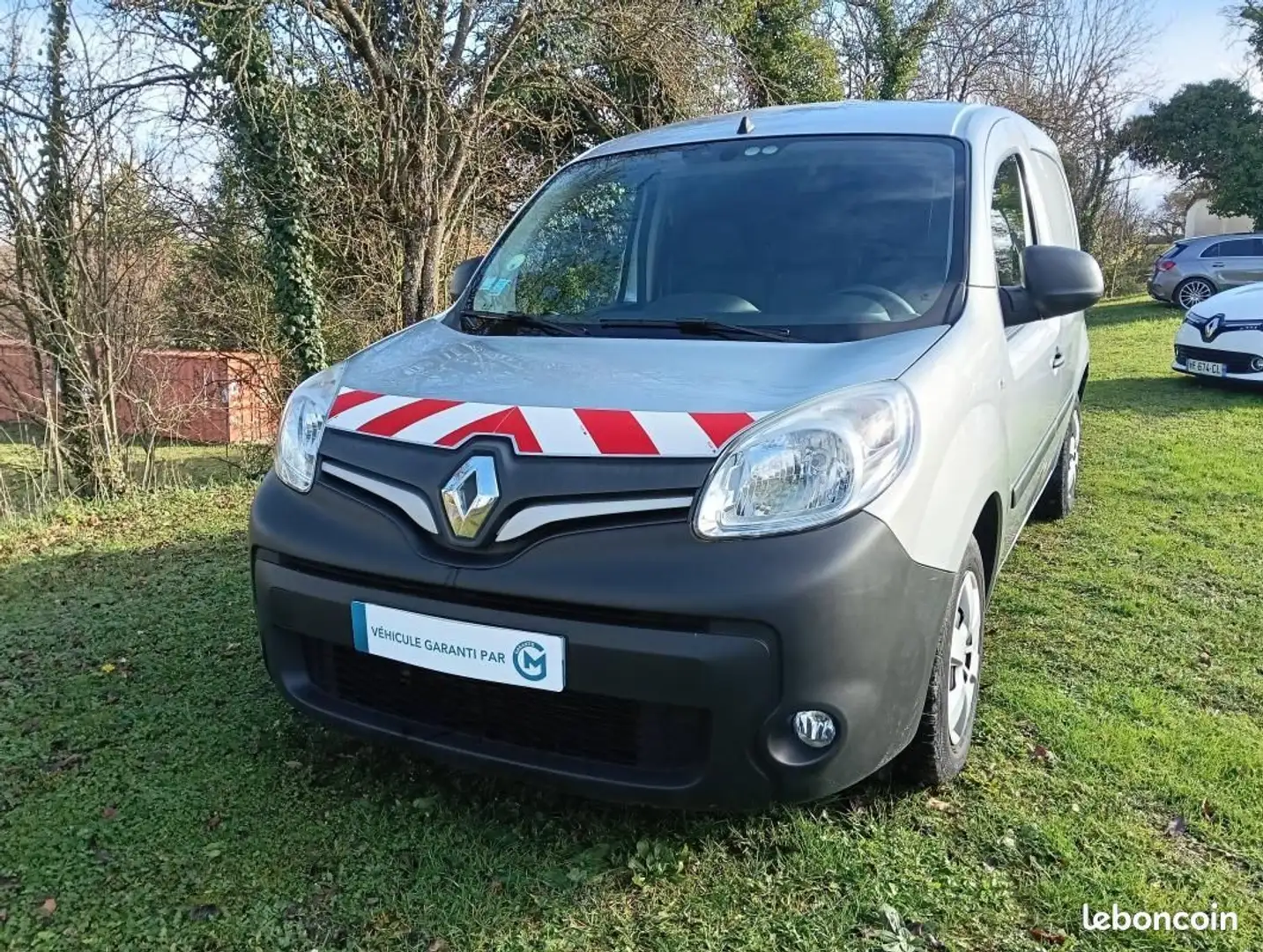 Renault Kangoo EXTRA R-Link DCi 95cv 3 places TVA récupérable & Révisé Garantie 12 mois Prix affi... Gris - 2