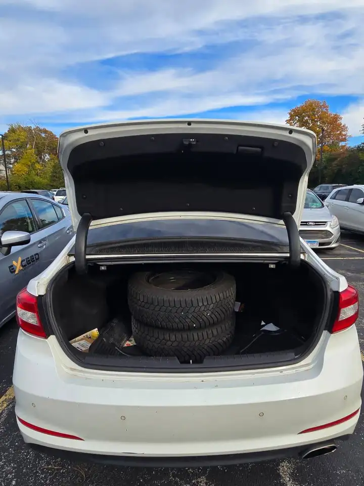 Hyundai SONATA снимка Hyundai SONATA
