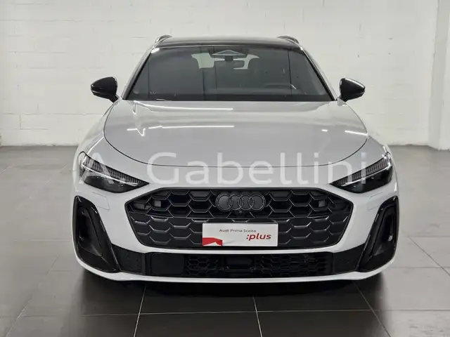 Audi A5 view 2