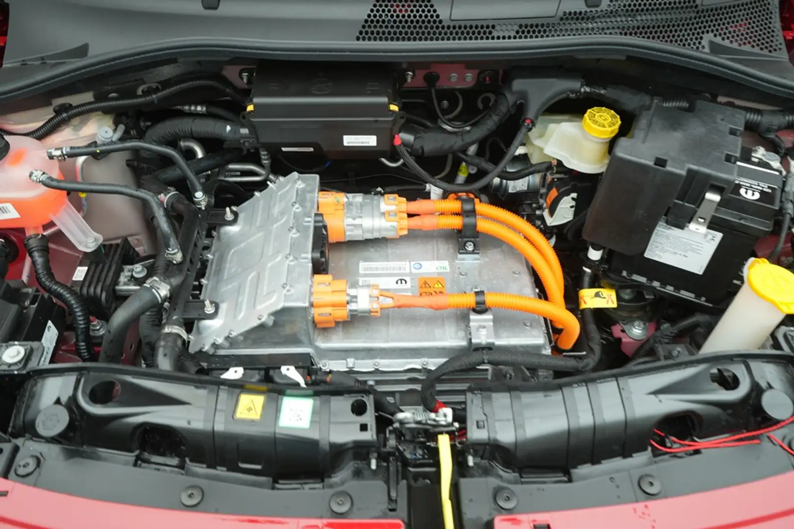 Fiat 500e Neuer 500 42 kWh/KomfortP/StyleP/LED/Key Rood - 2