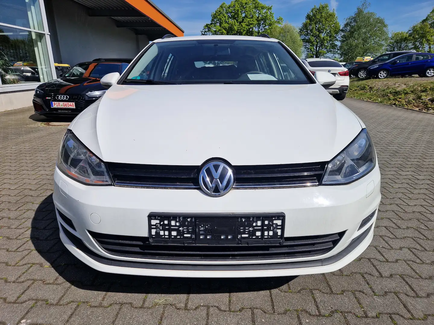 Volkswagen Golf Variant 1.6 TDI BMT Bianco - 2