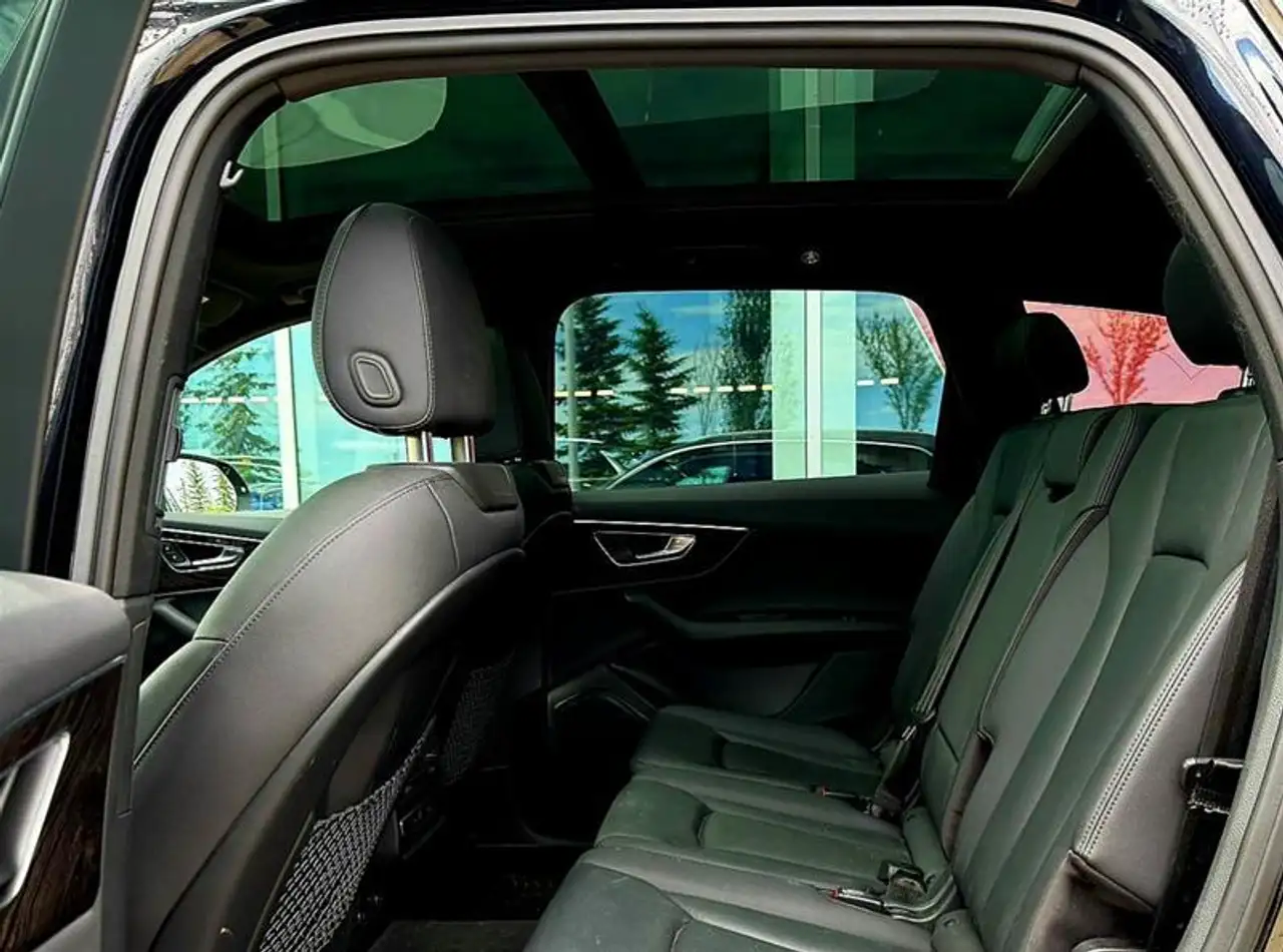 Audi Q7 снимка Audi Q7