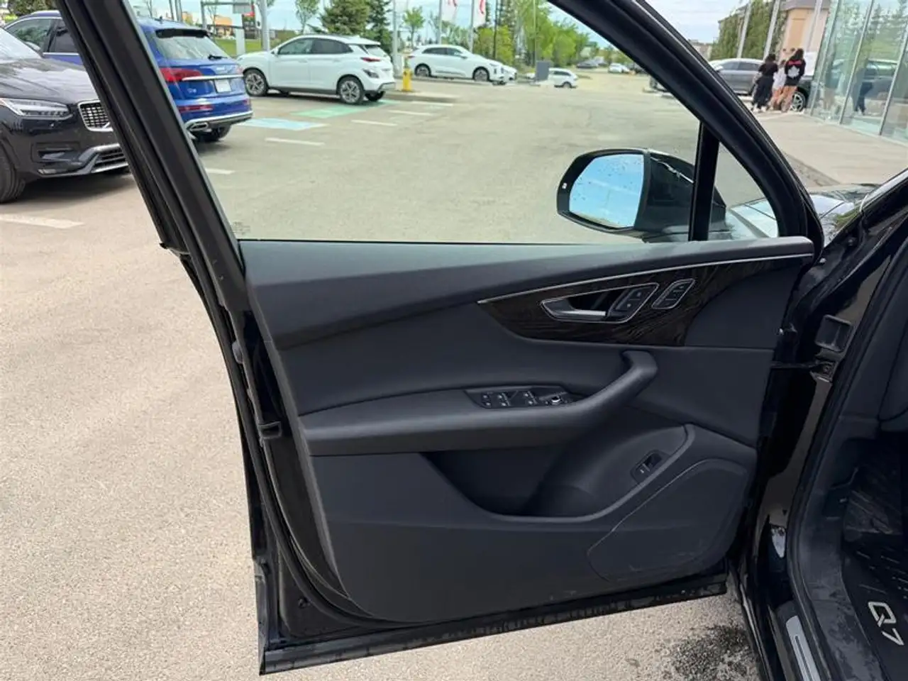 Audi Q7 снимка Audi Q7