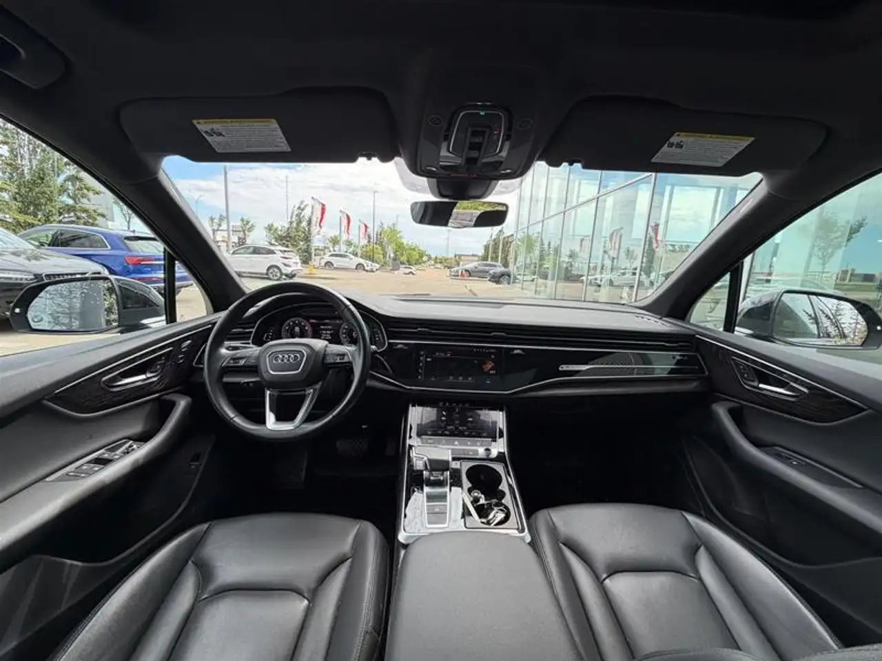 Audi Q7 снимка Audi Q7