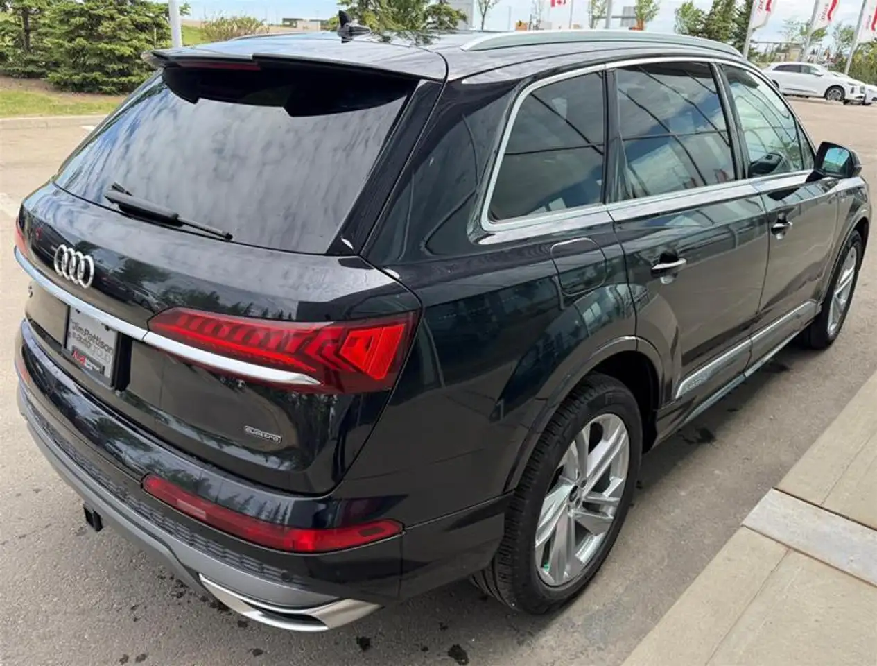 Audi Q7 снимка Audi Q7