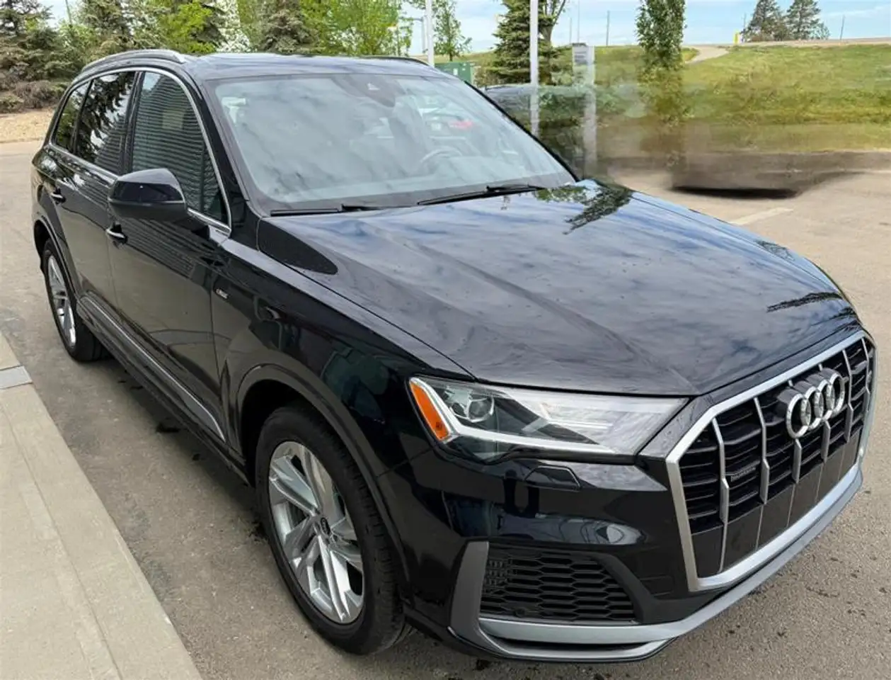 Audi Q7 снимка Audi Q7