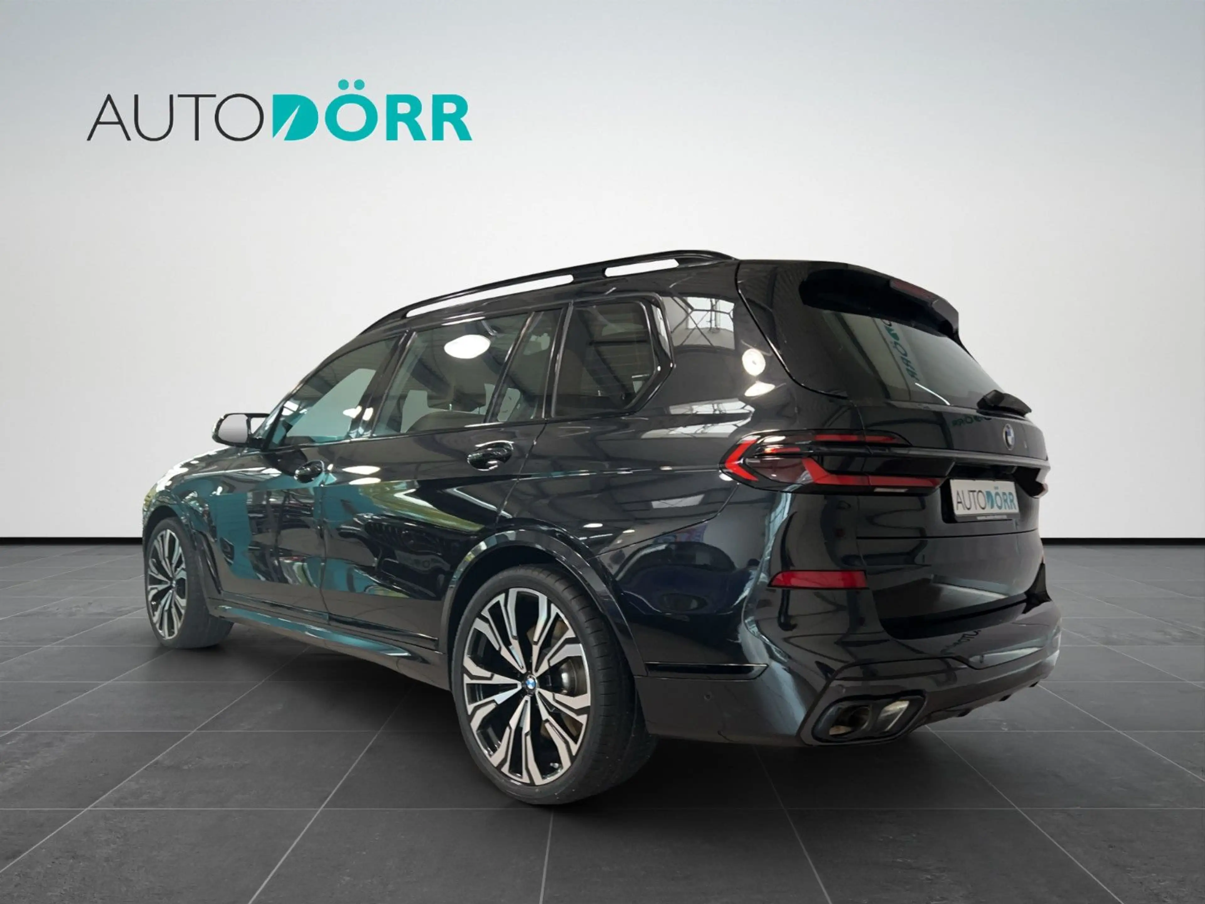BMW X7 xDrive M60i Sky Lounge+360°+Lift+ACC+HUD+SHZ — photo 4