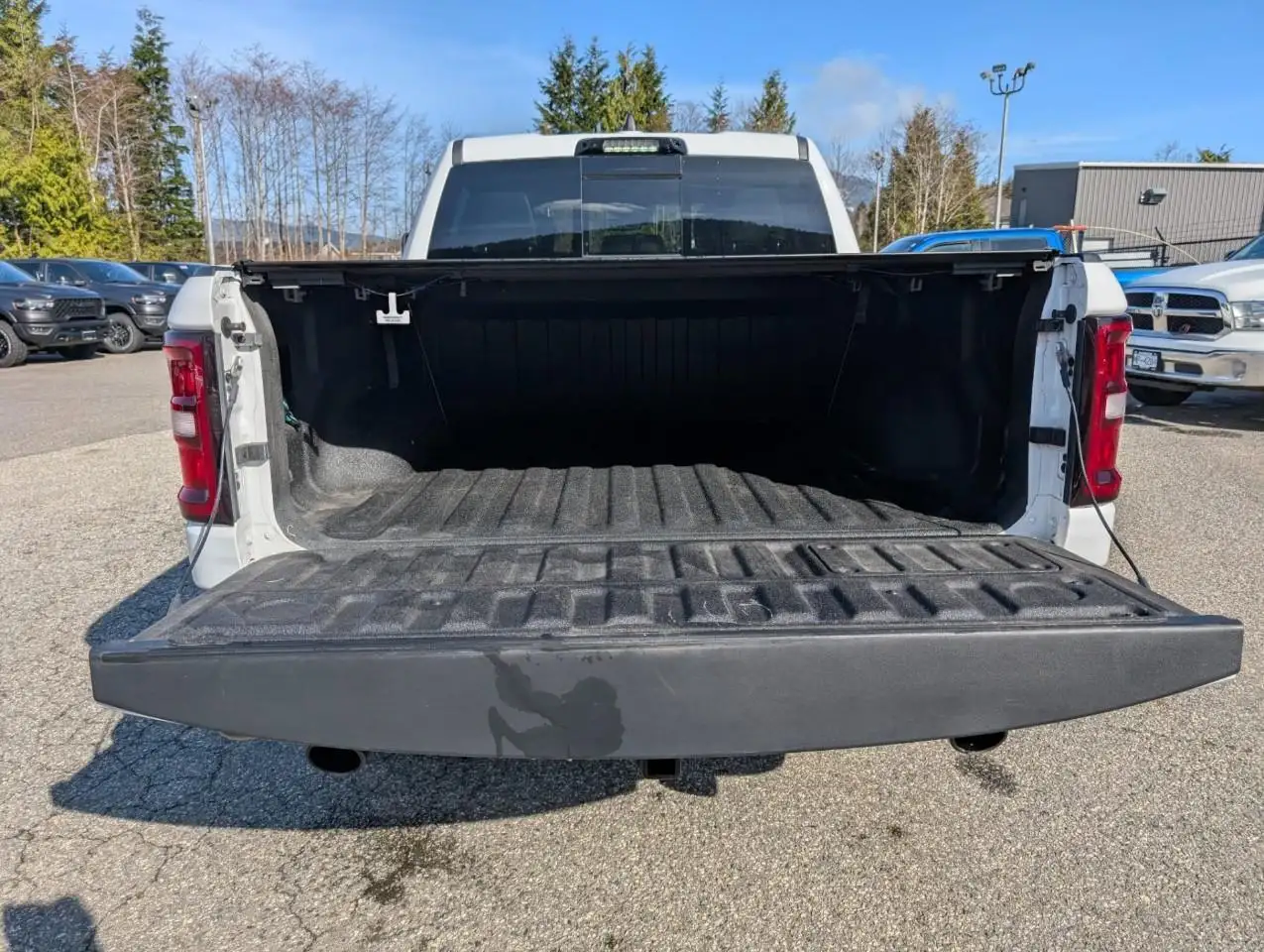 RAM 1500 снимка RAM 1500