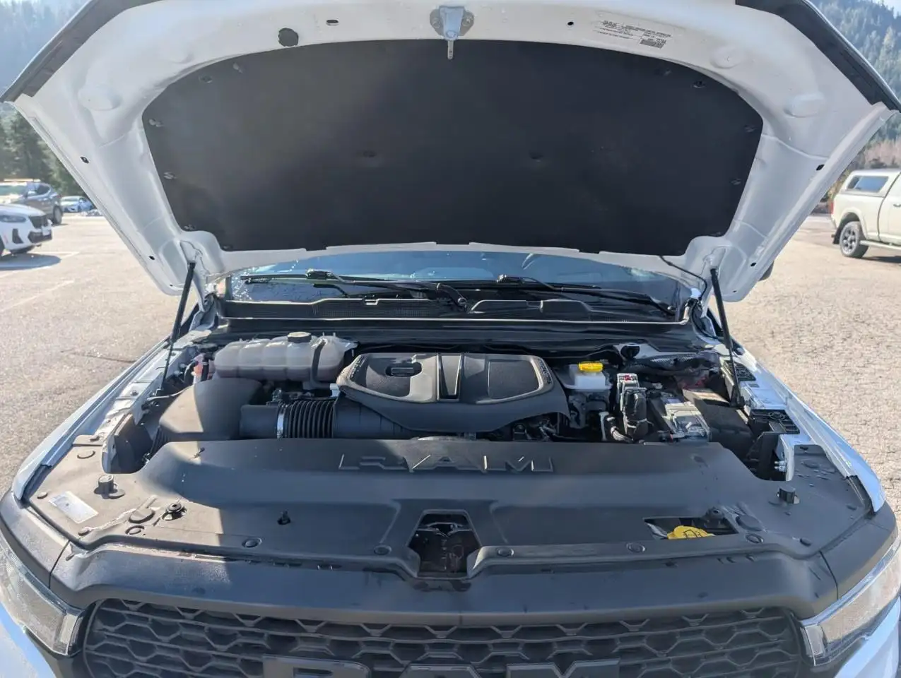 RAM 1500 снимка RAM 1500