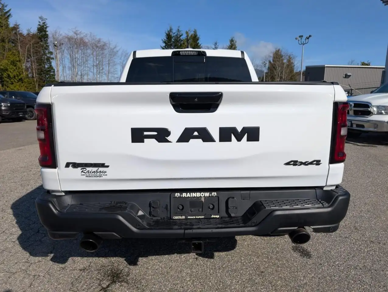 RAM 1500 снимка RAM 1500