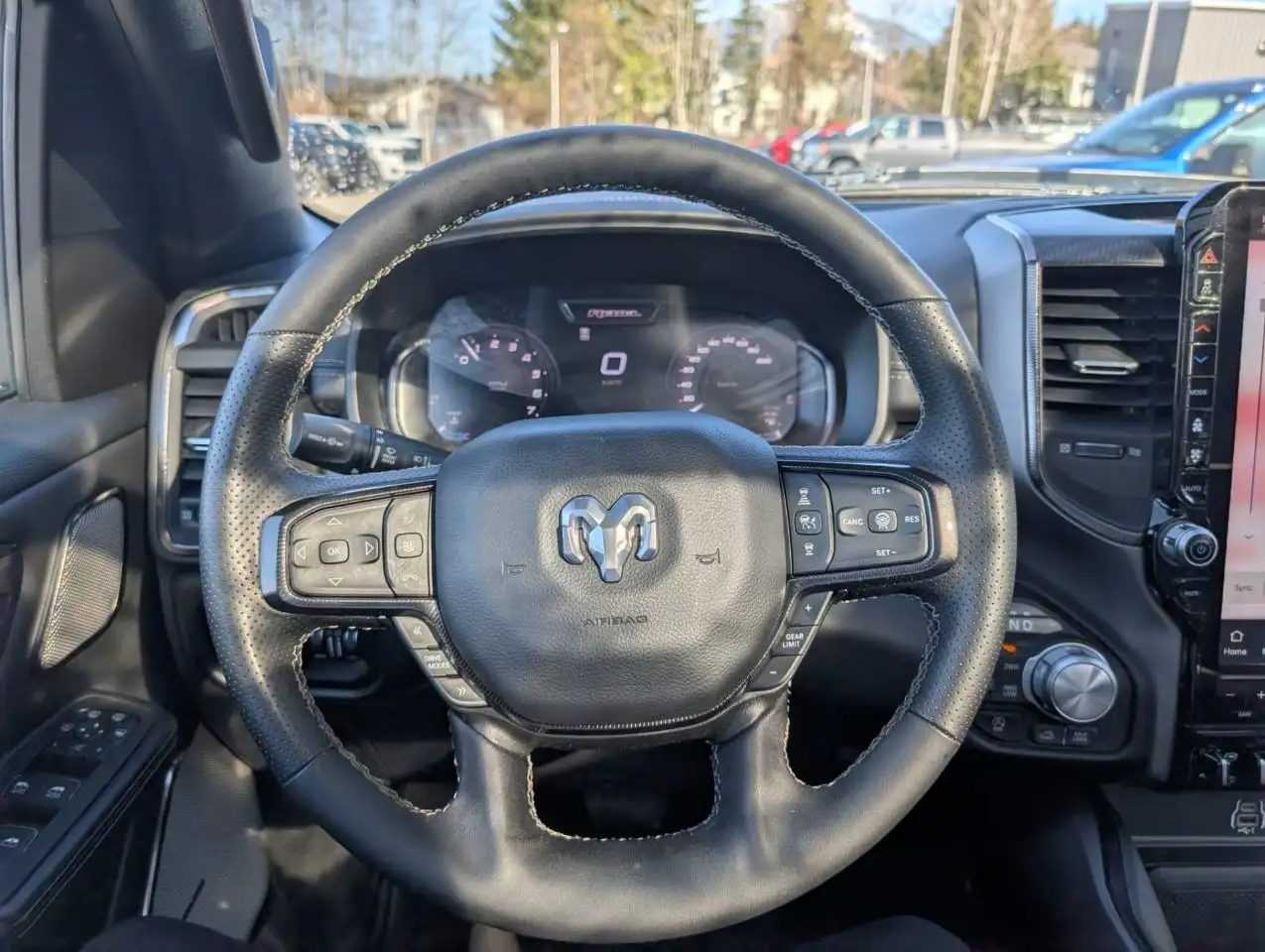 RAM 1500 снимка RAM 1500