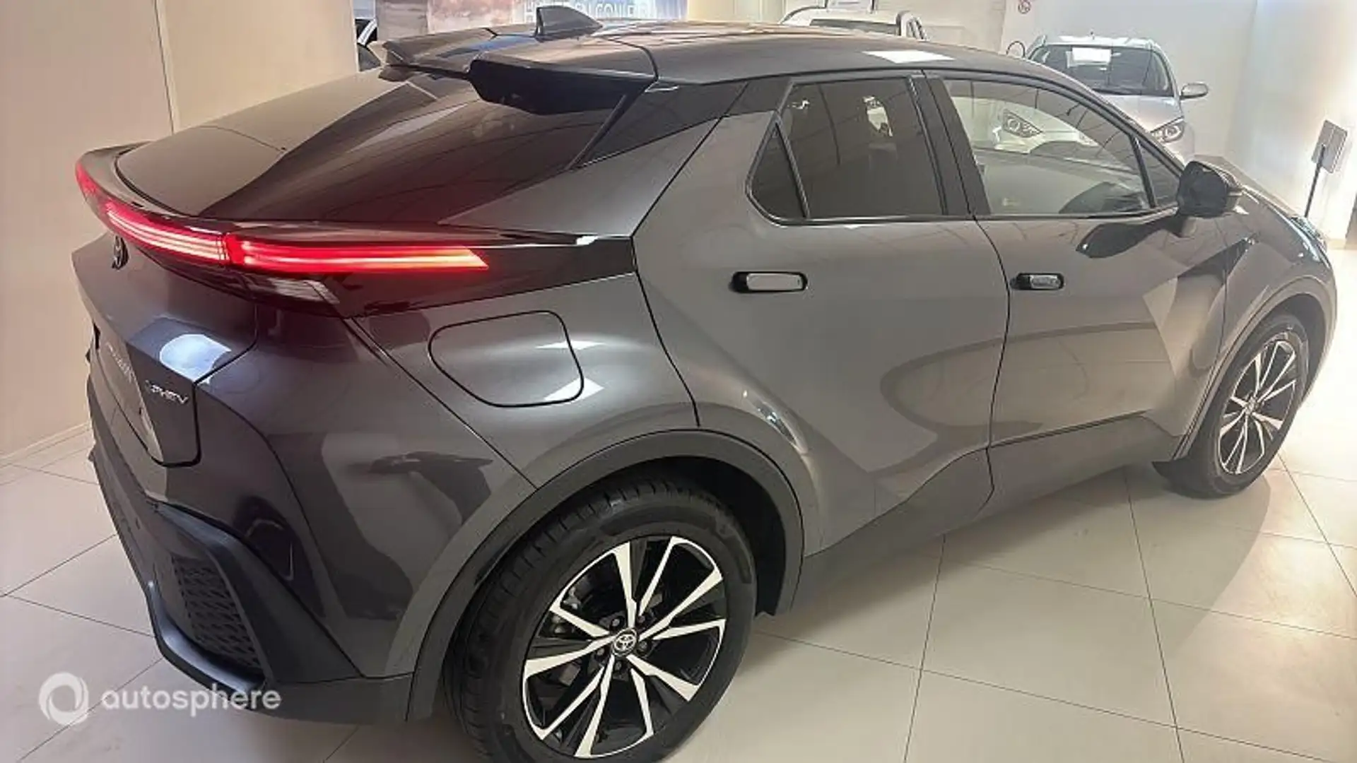 Toyota C-HR 2.0 Hybride Rechargeable 225ch Design MY25 - 2