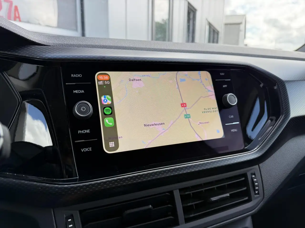 Volkswagen T-Cross 1.0 TSI Life LED CarPlay Adaptive Cruise N, миниатюра 14