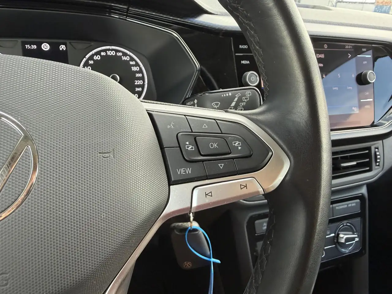 Volkswagen T-Cross 1.0 TSI Life LED CarPlay Adaptive Cruise N, миниатюра 11