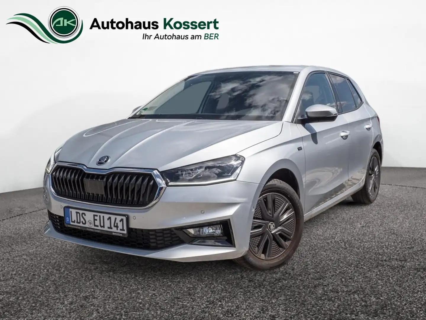 Skoda Fabia 1.5 TSI Tour KAMERA NAVI AHK ACC LED Silber - 1